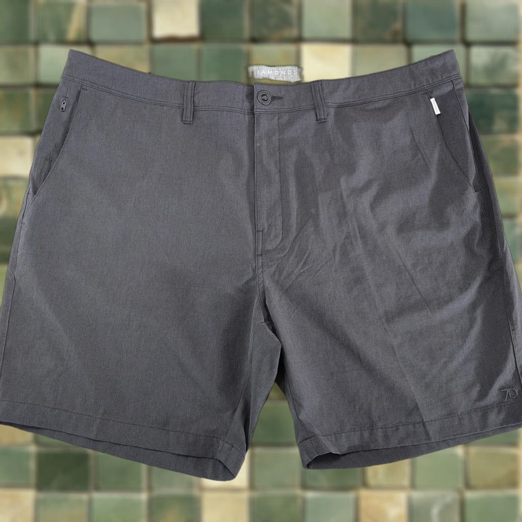 Vintage 7 Diamonds Shorts Mens 42 Black Lightweight Breathable 7" Inseam Flat Front Zip Pockets Wrinkle Resistant Chino 7" Mens Size US 42 / EU 58 - 1 Thumbnail