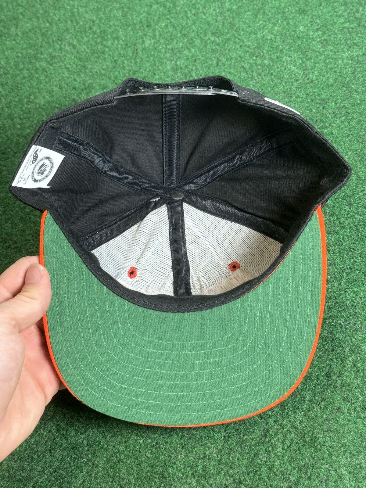 NHL × Starter × Vintage 90s Eric Lindros Philadelphia Flyers DEADSTOCK Snapback Hat Size ONE SIZE - 3 Thumbnail
