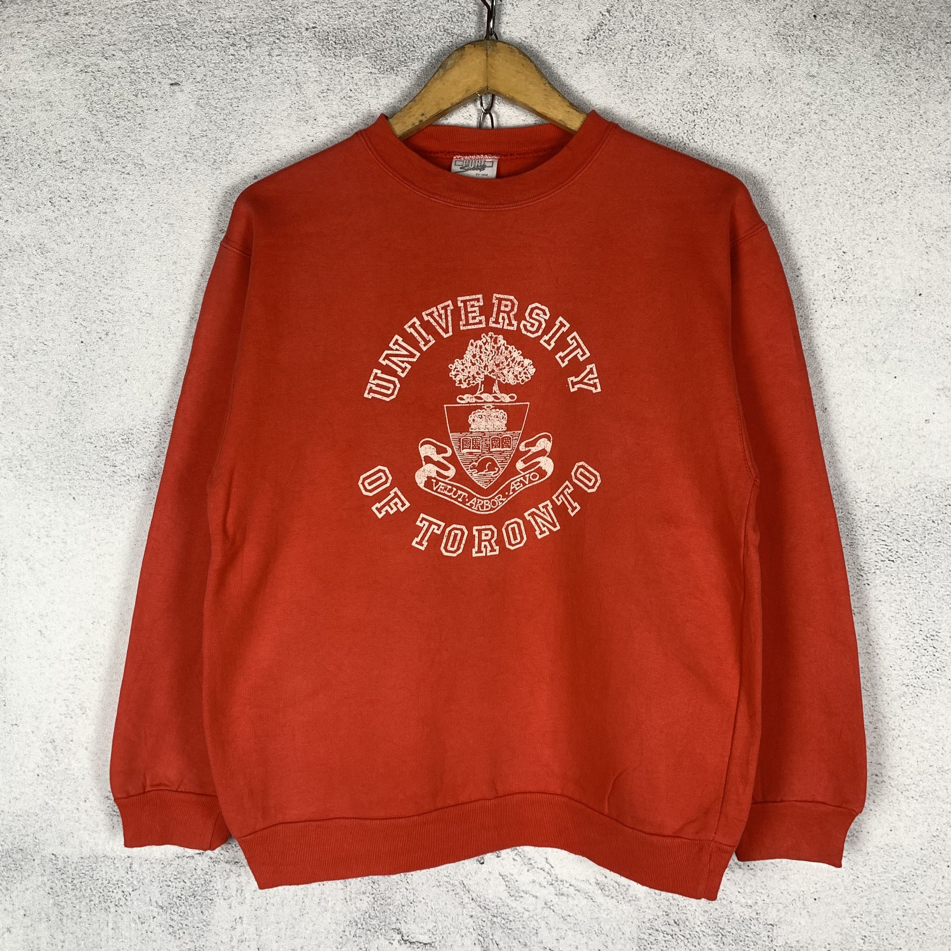 Vintage Vintage University Of Toronto Sweatshirt Crewneck Size US S / EU 44-46 / 1 - 1 Thumbnail