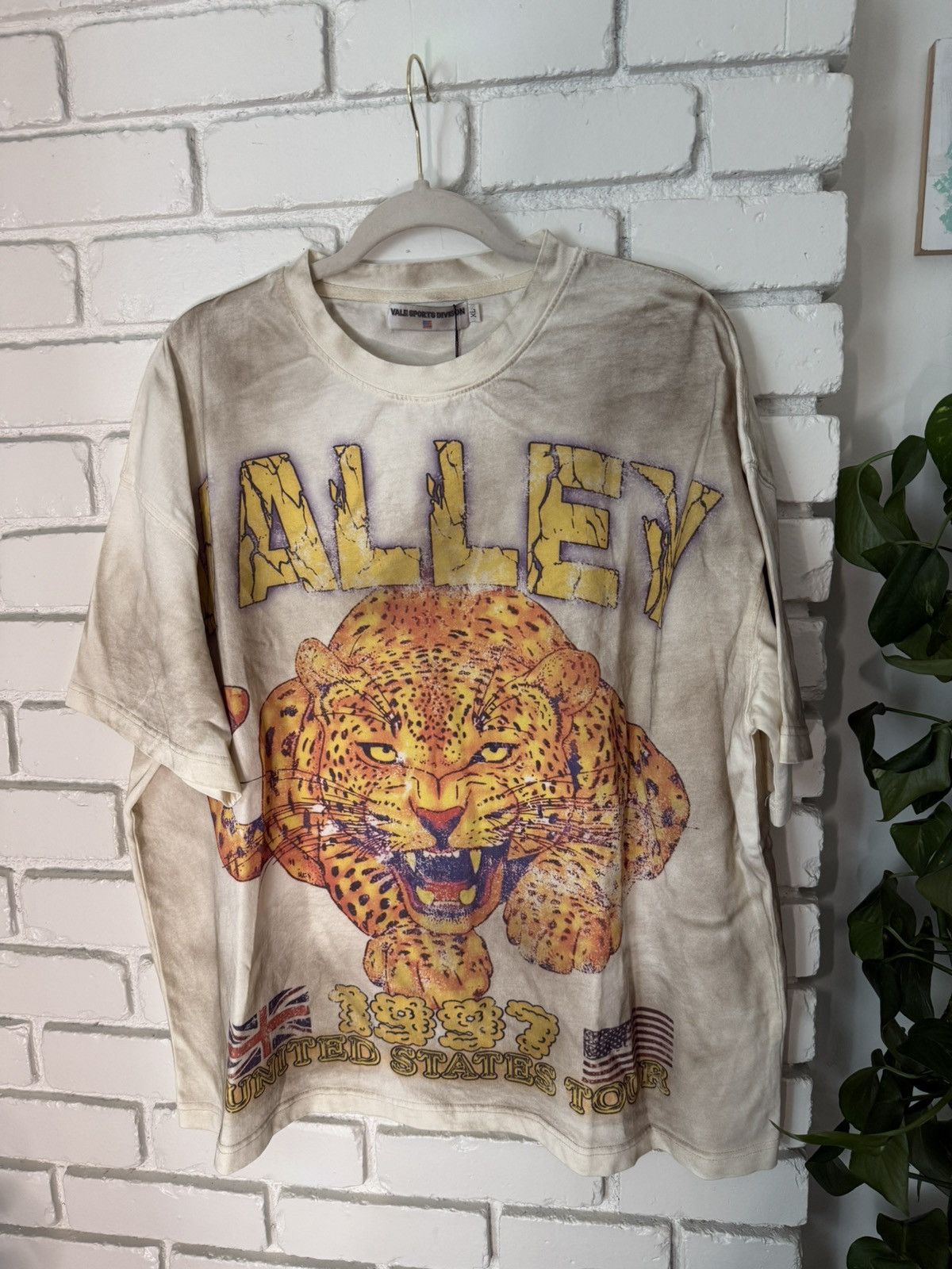 Vale Vale Forever Cheetah Tee Size US XL / EU 56 / 4 - 1 Thumbnail