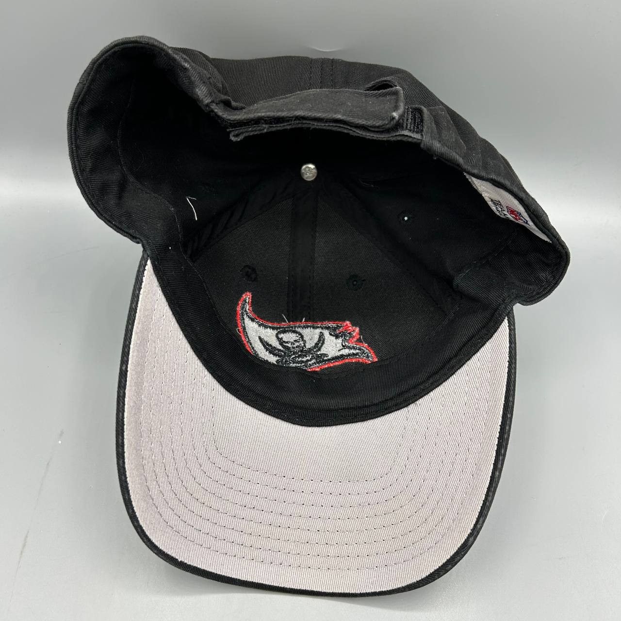 Other Tampa Bay Buccaneers Hat Men Black NFL Strap Back Cap Cotton Size ONE SIZE - 2 Thumbnail