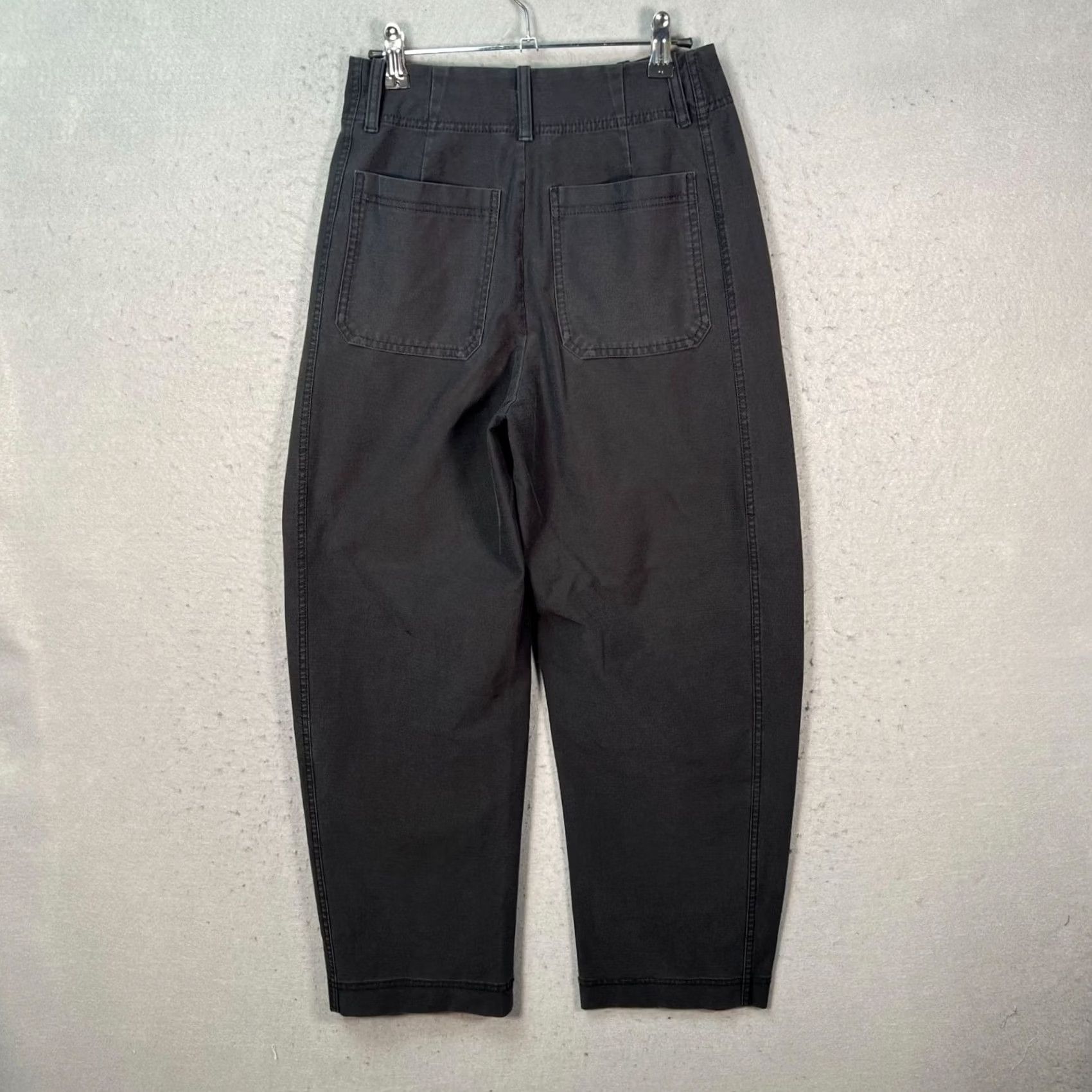 Athleta Athleta Pants Size 2 Black Cropped Relaxed Fit Barrel Leg Womens Size 26" / US 2 / IT 38 - 2 Thumbnail