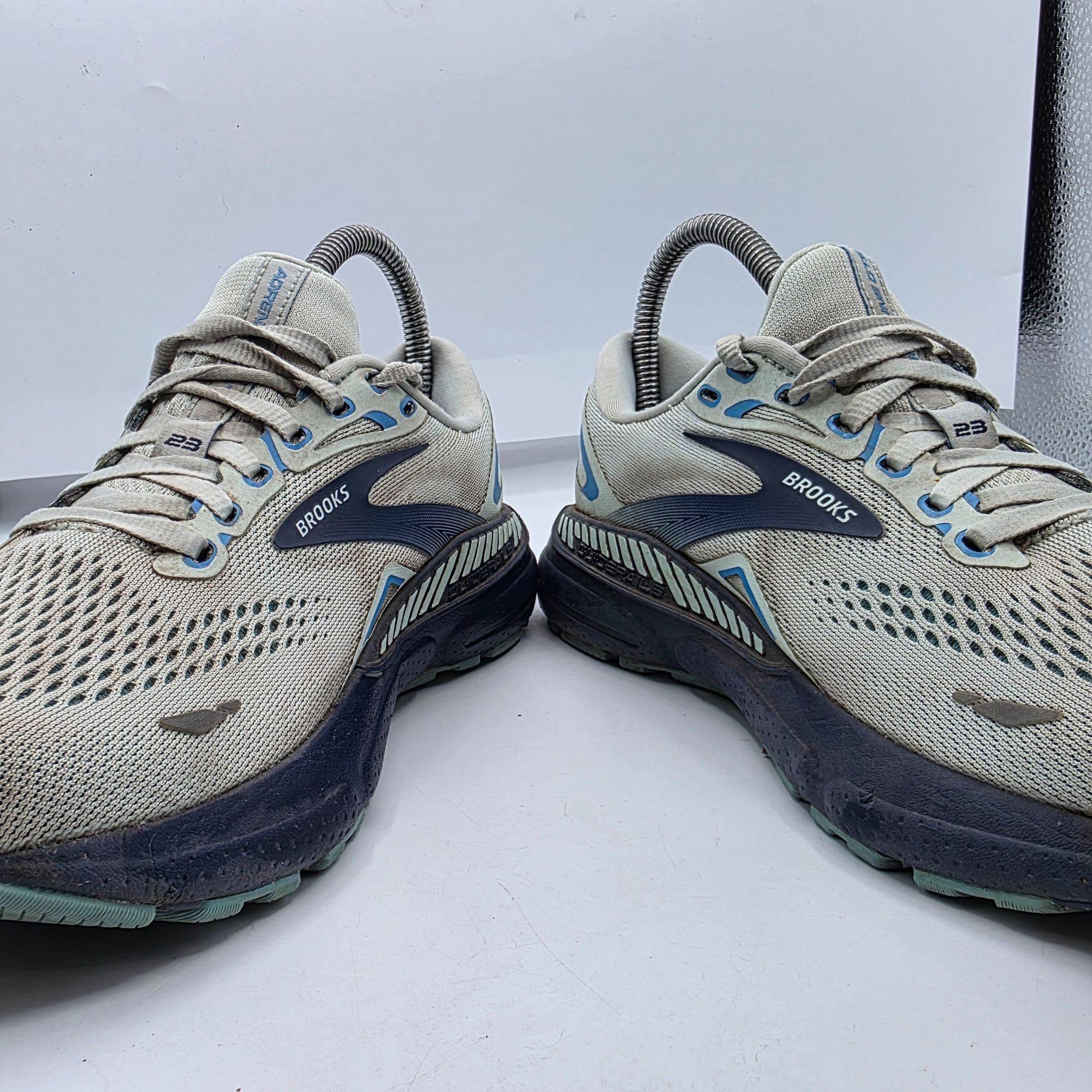 Brooks Brooks Adrenaline GTS 23 Womens Size 7.5 Running Shoes Gray Size US 7.5 / IT 37.5 - 3 Thumbnail