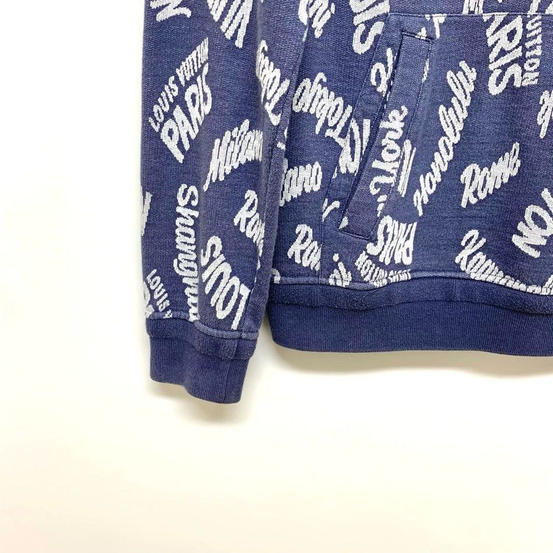 Louis Vuitton Louis Vuitton Full-printed logo half-zipper sweatshirt Size US L / EU 52-54 / 3 - 5 Thumbnail