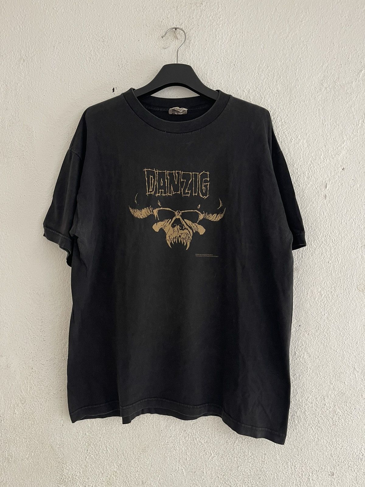 Band Tees Vintage Y2K 2000 Danzig Skull Liquid Blue T Shirt Size US L / EU 52-54 / 3 - 1 Thumbnail