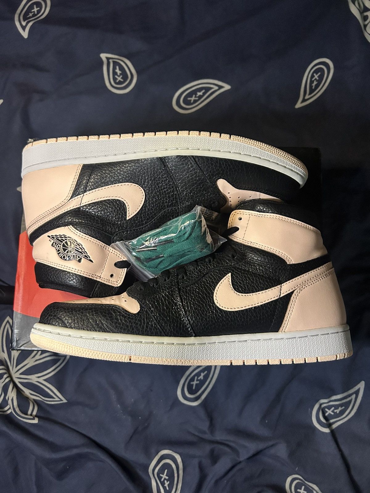 Jordan Brand Jordan 1 crimson tint high OG Size US 10.5 / EU 43-44 - 1 Thumbnail