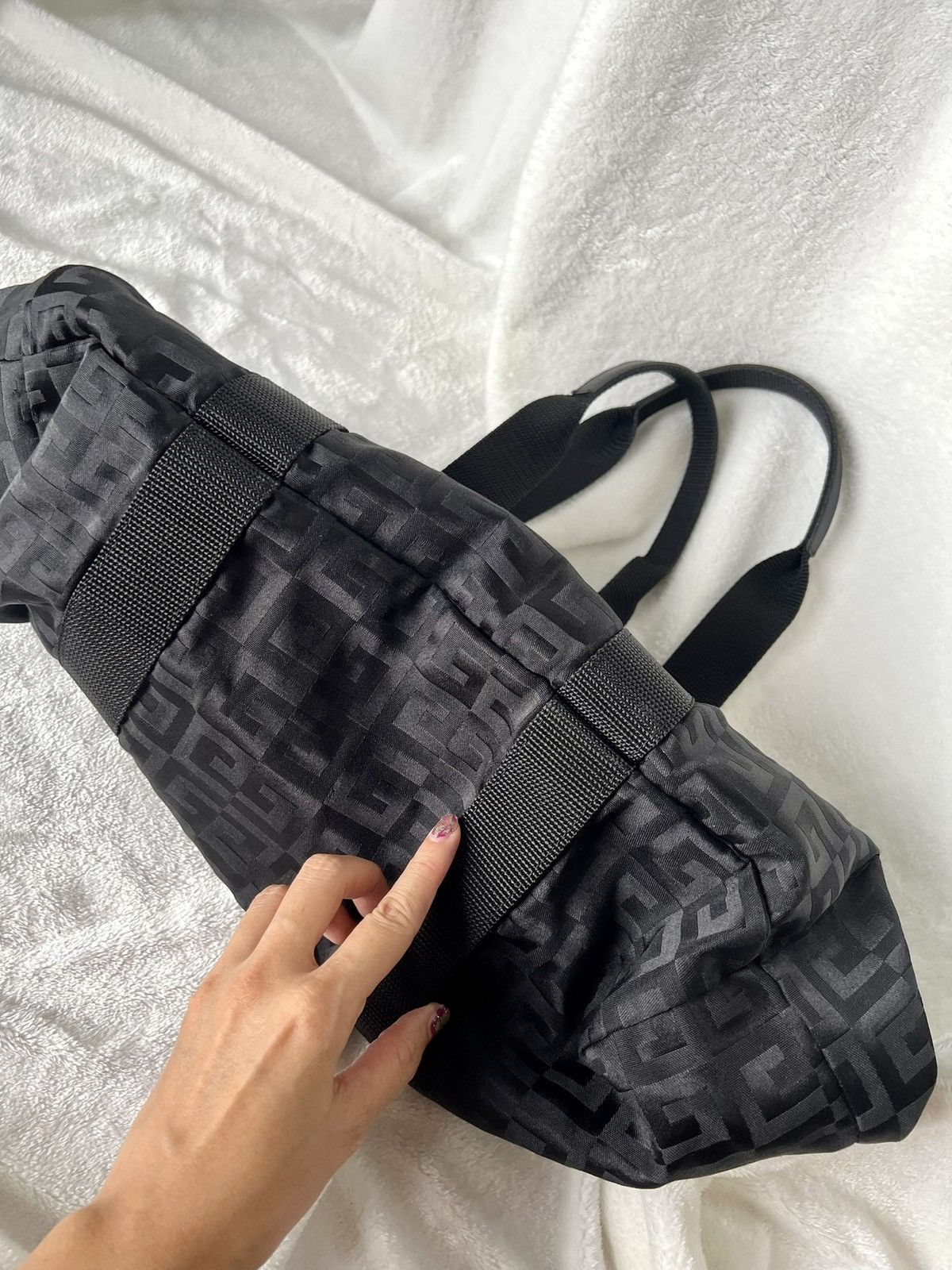 Givenchy Givenchy Monogram Nylon Tote Bag Size ONE SIZE - 21 Thumbnail
