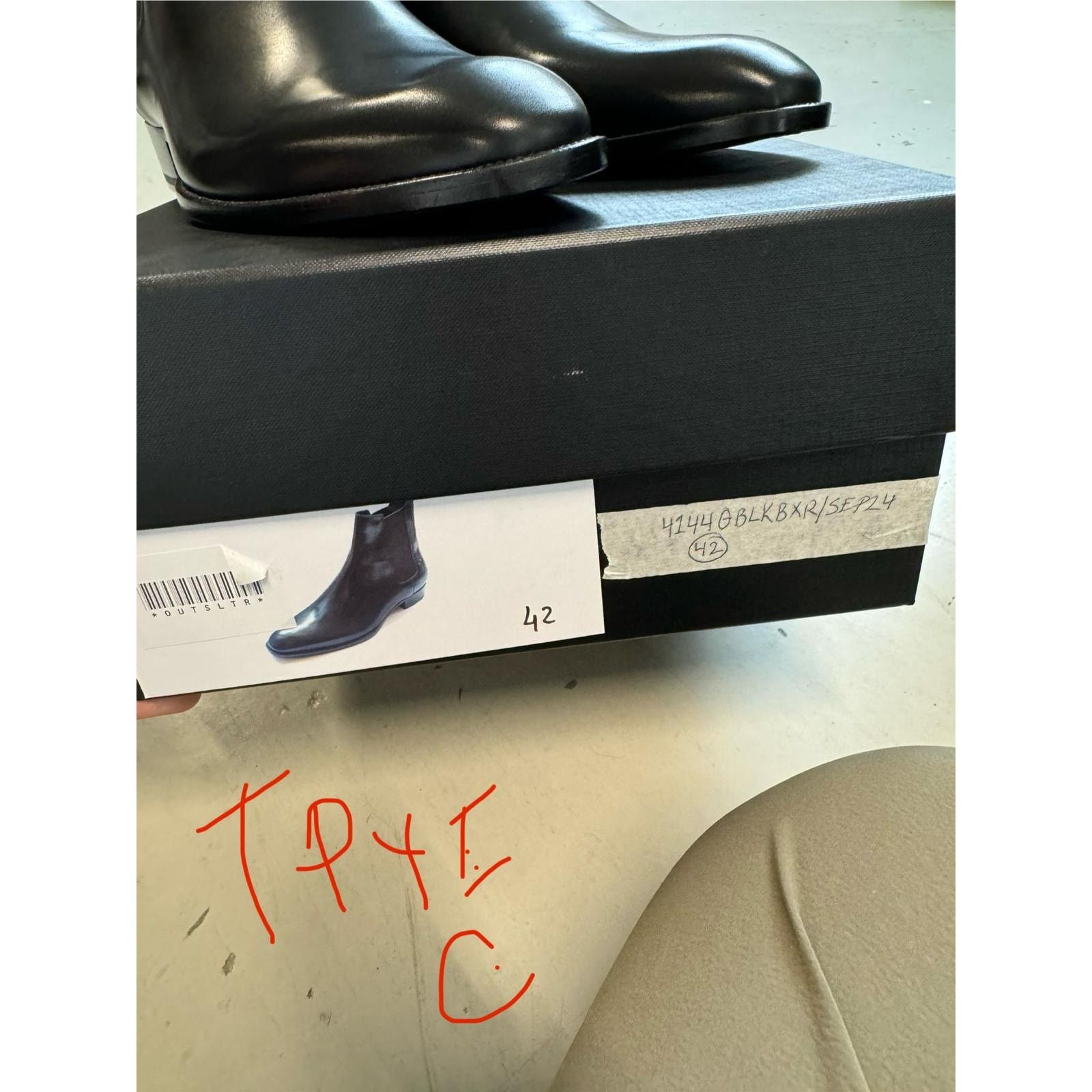 Saint Laurent Paris o1alsimx924 41440 Type C Leather Boots in Black Size US 9 / EU 42 - 16 Thumbnail