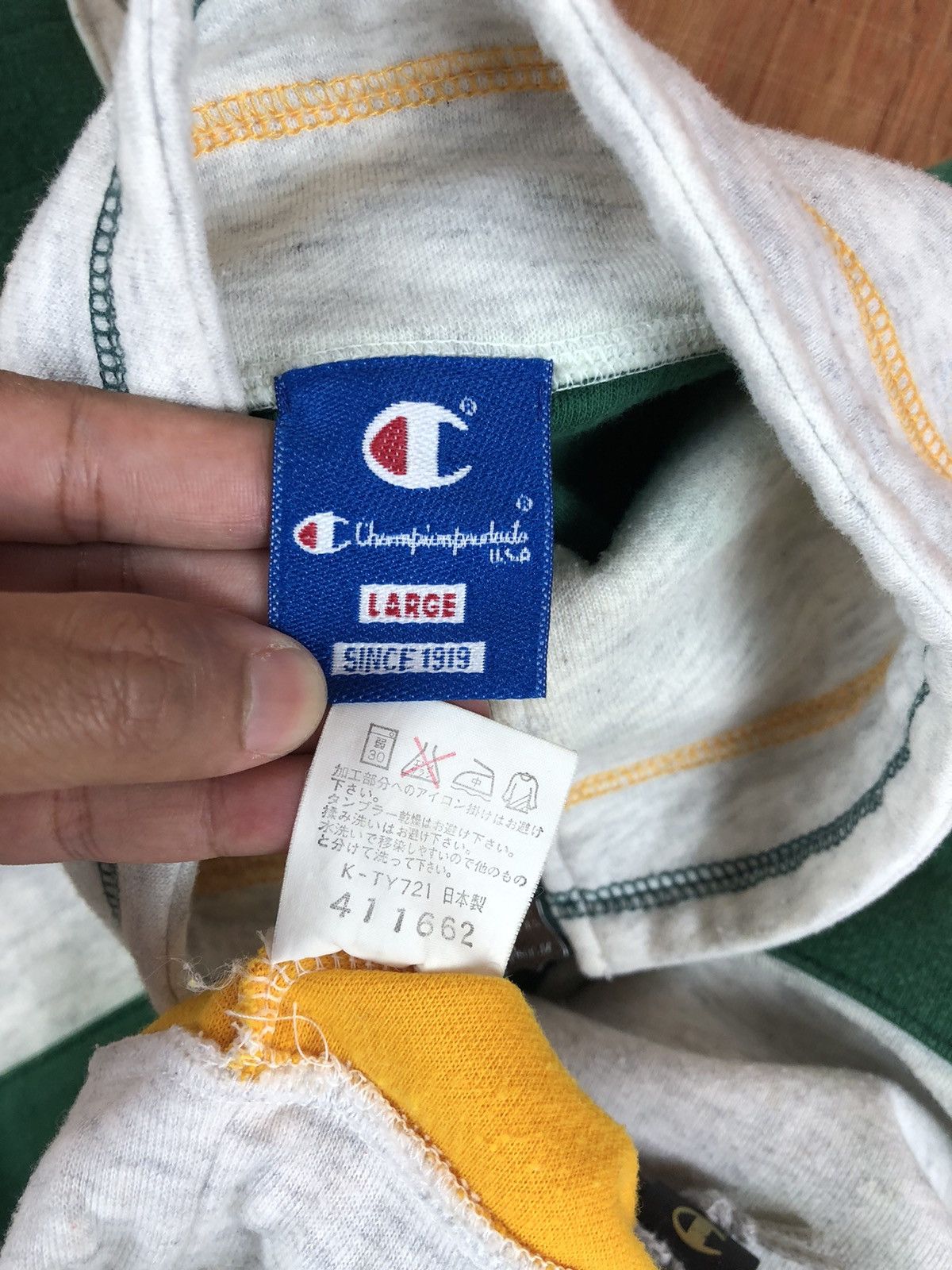 Champion × Vintage Vintge Champion Big Logo & Patchwork Design Size US L / EU 52-54 / 3 - 4 Thumbnail