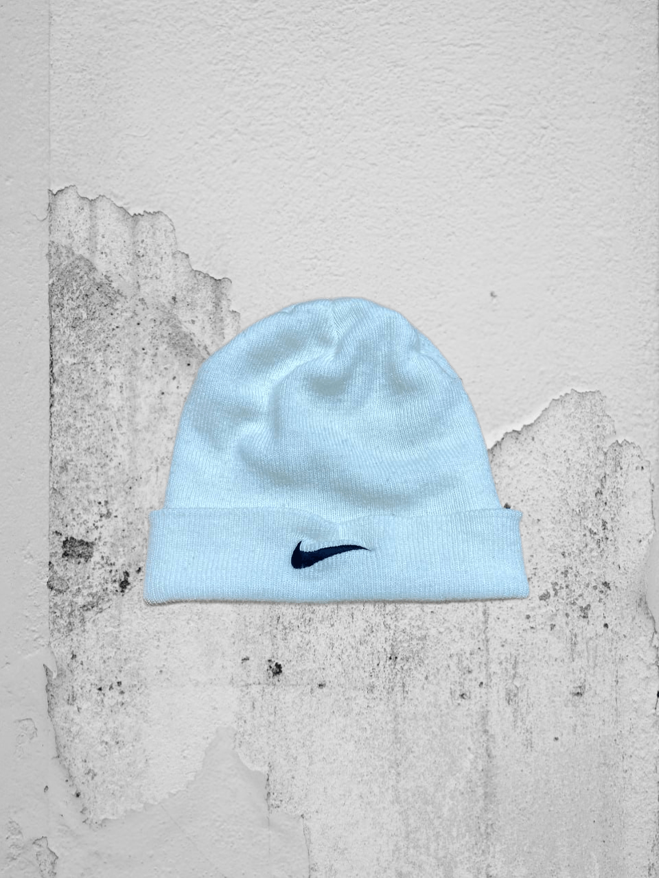 Nike VINTAGE NIKE CENTER SWOOSH BEANIE Hat Size ONE SIZE - 1 Thumbnail
