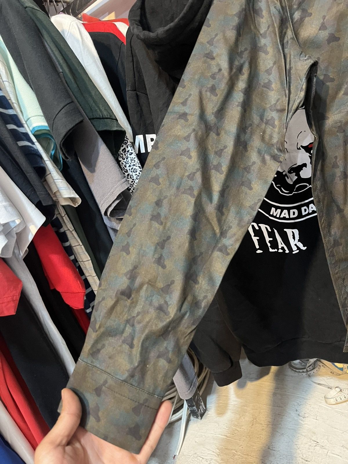 Prada PRADA CAMO BUTTON SHIRT Size US M / EU 48-50 / 2 - 6 Thumbnail
