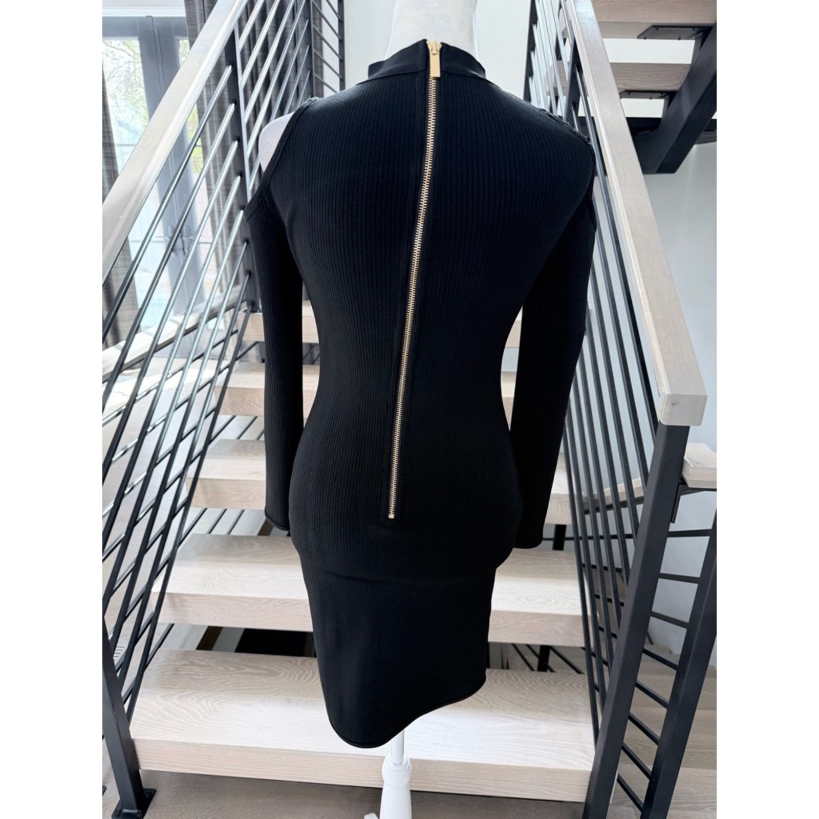 Other Black Ribbed Cold-Shoulder Cutout Bodycon Dress size XS Size XS / US 0-2 / IT 36-38 - 10 Thumbnail