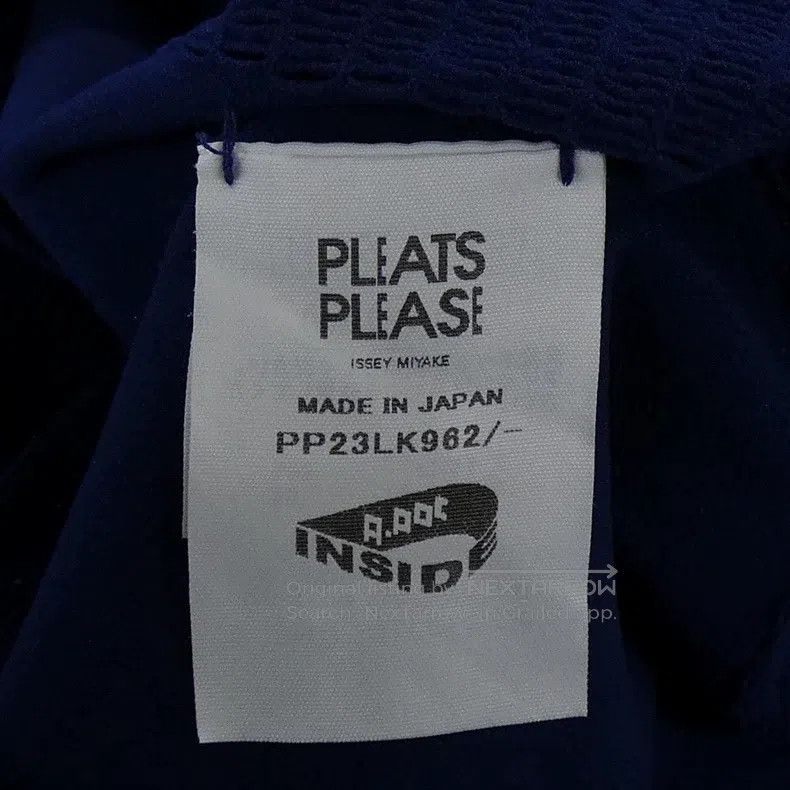 Issey Miyake Issey Miyake size:one size Wave Pleated Long Sleeve Size XXS / US 00 / IT 34 - 5 Thumbnail