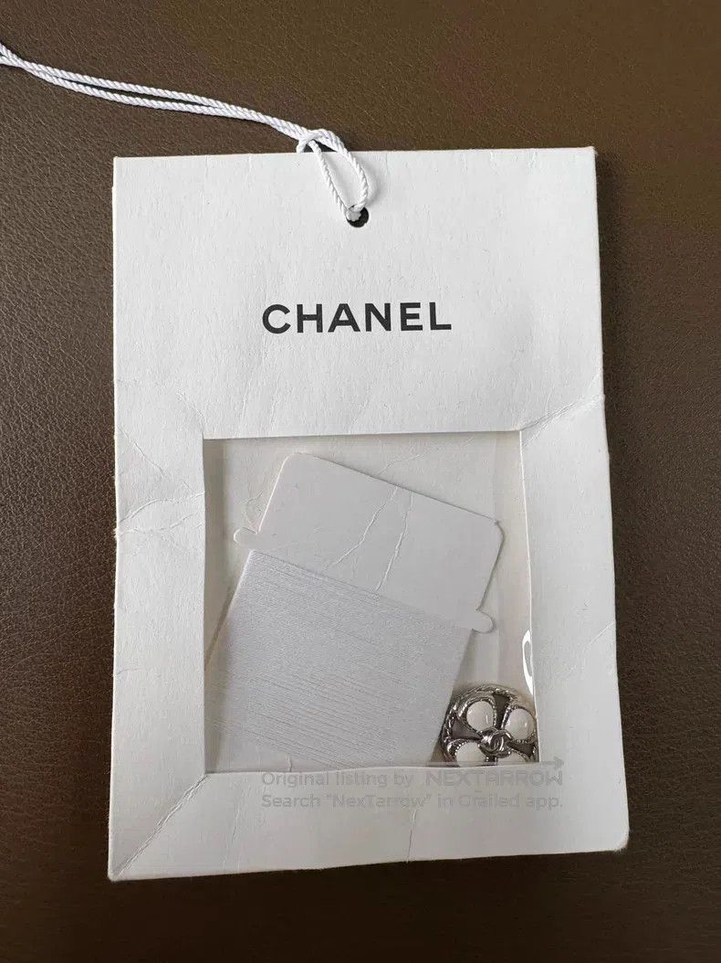 Chanel Chanel 24P white hollow lapel long-sleeved knitted dress Size XS / US 0-2 / IT 36-38 - 7 Thumbnail