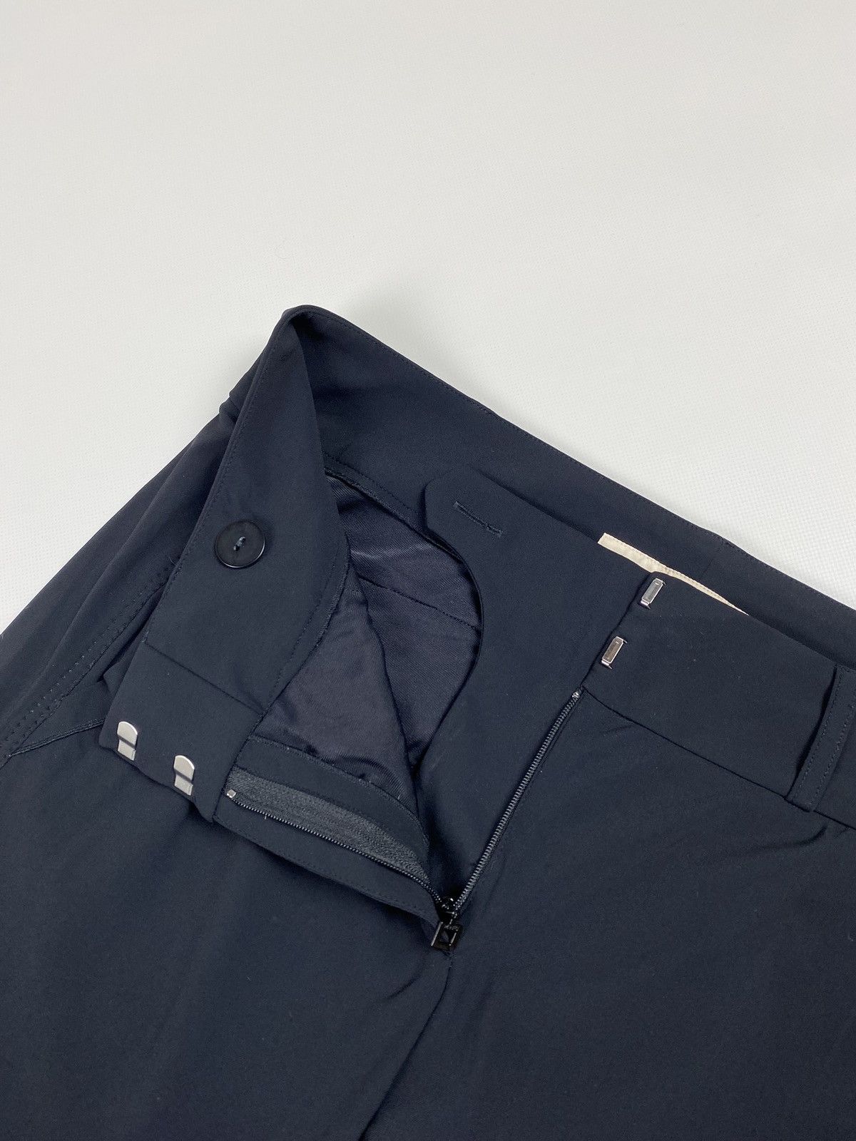Marithe + Francois Girbaud Marithe Francois Girbaud ladies dress pants size US 6 Size 28" / US 6 / IT 42 - 12 Thumbnail