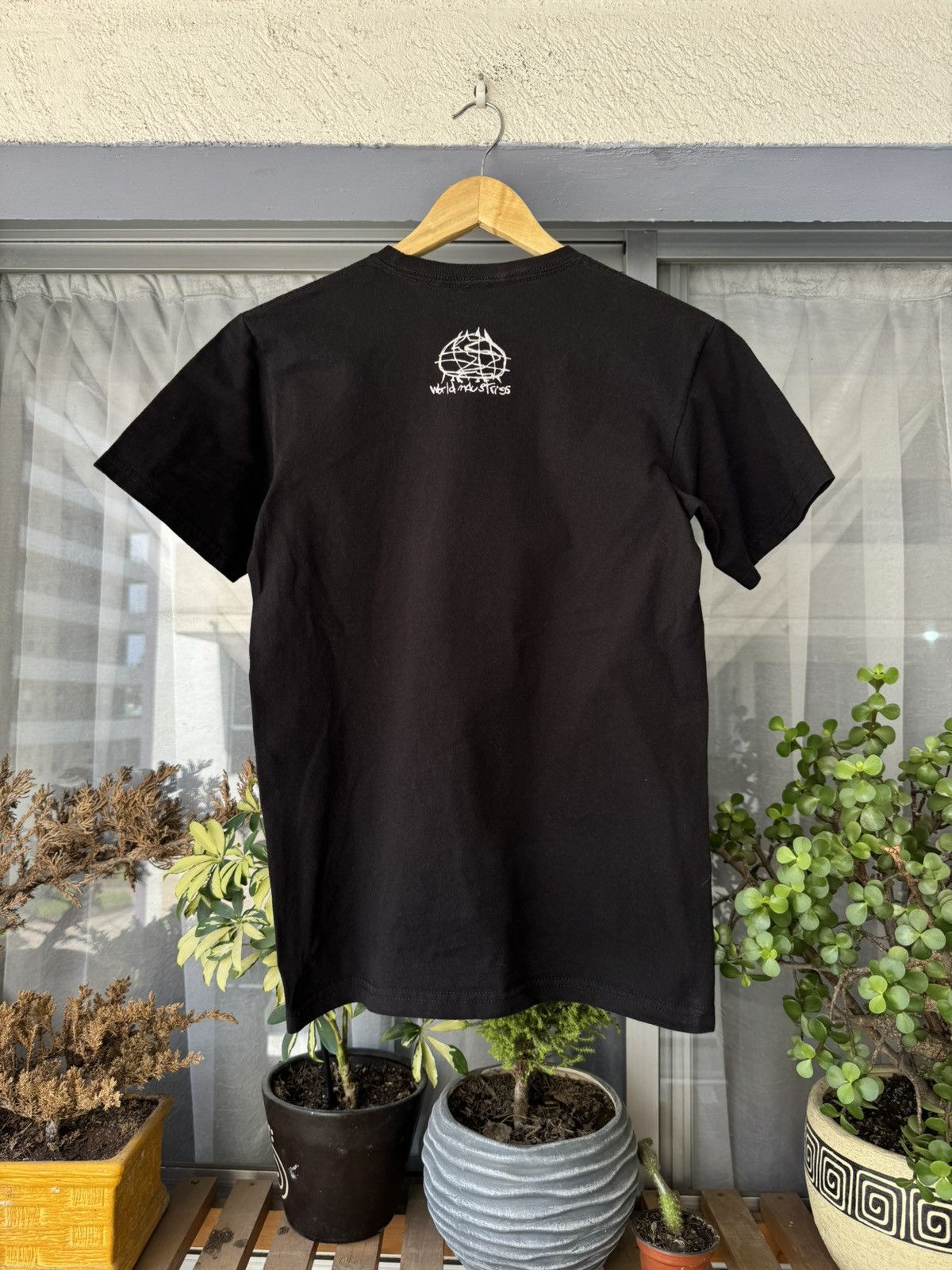 World Industries Vintage 00’s World Industries Flameboy vs Wet Willy tee Size US S / EU 44-46 / 1 - 4 Thumbnail