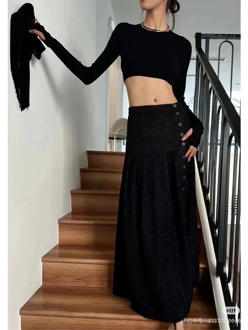 Chanel Chanel Black side diamond buckle high slit skirt Size 25" / US 0 / IT 36 - 7 Thumbnail