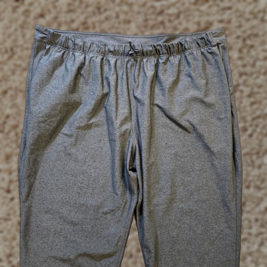 Vintage Kirkland Signature Pants Womens Plus Size 2XL Gray Ankle Pant Performance Pull On Casual Size 40" / US 18 - 1 Thumbnail