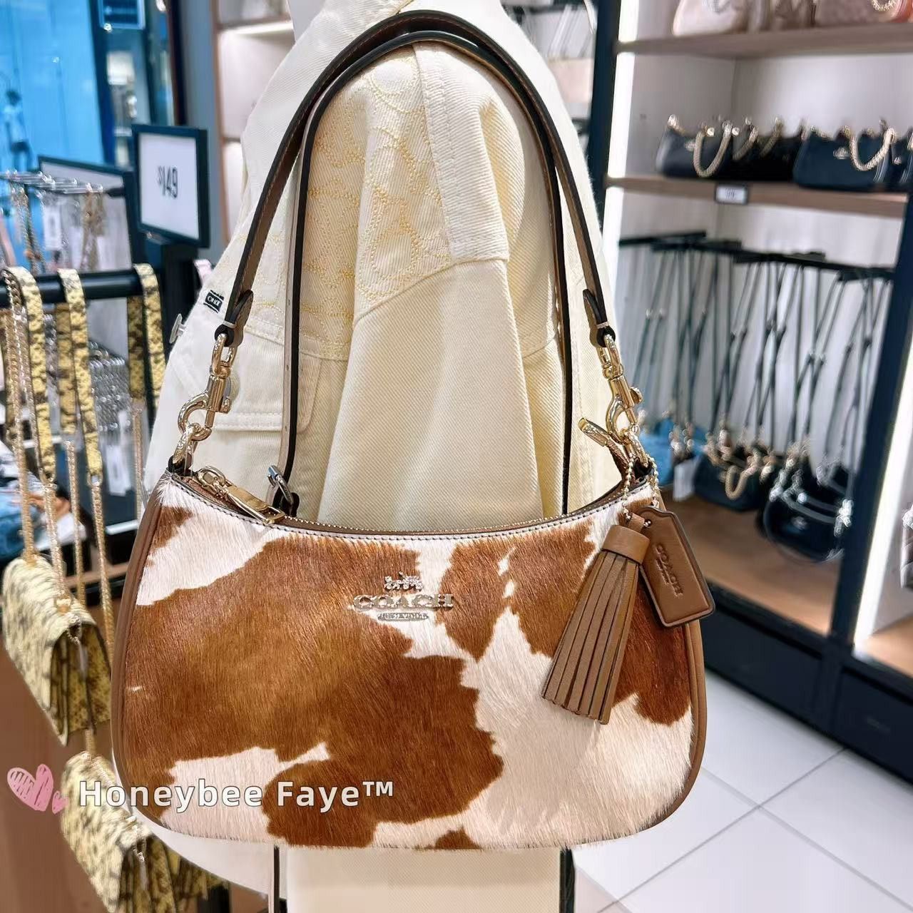 Coach Teri Shoulder Bag In Haircalf With Cow Print CDW45 Size ONE SIZE - 3 Thumbnail