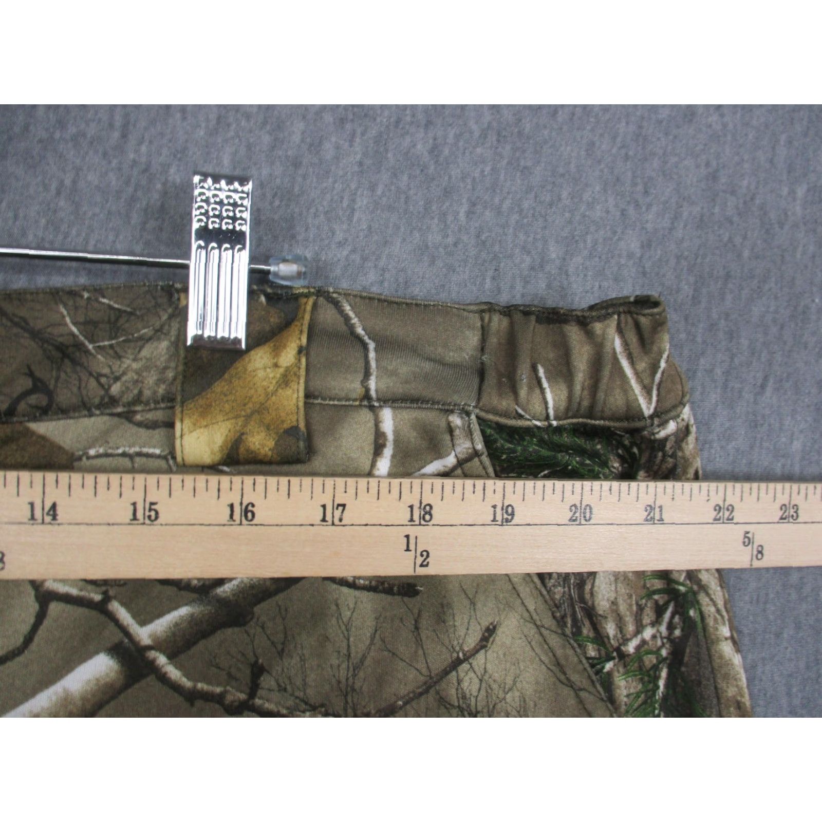 Realtree ScentLok Hunting Pants Mens XL Realtree Xtra Camo Style 07026 Khakis Pockets Zip Inseam 32 100% Polyester Brown Camouflage Made in China Mens Size US 36 / EU 52 - 3 Thumbnail