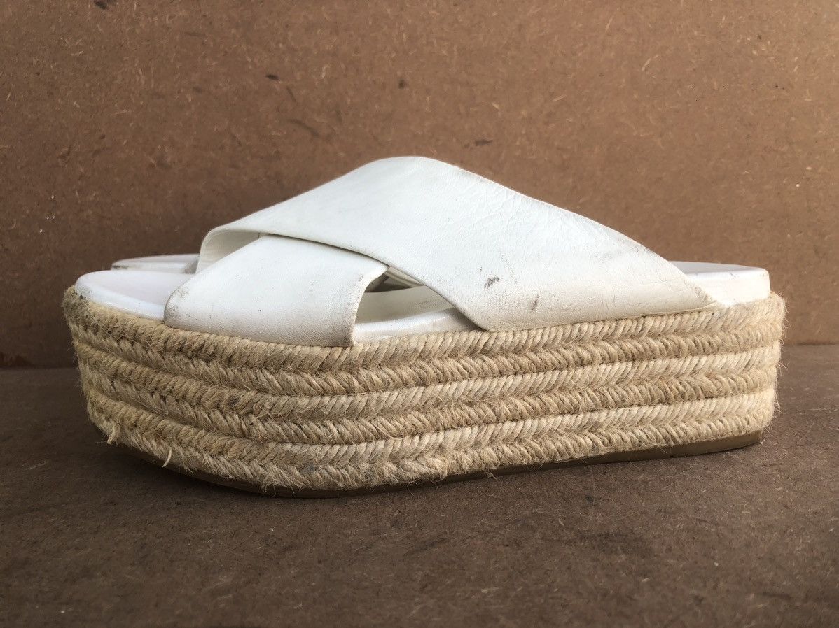 Miu Miu MIU MIU White Leather Sandels Espadrilles Size 35.5 Size US 5.5 / IT 35.5 - 3 Thumbnail