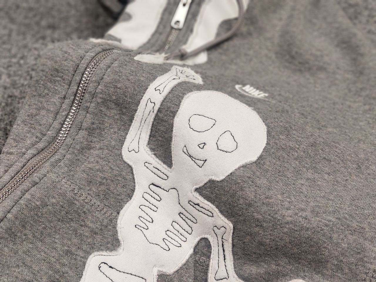Nike Nike skeleton Logo vintage Rare reworked Zip Hoodie Y2K Size US L / EU 52-54 / 3 - 13 Thumbnail