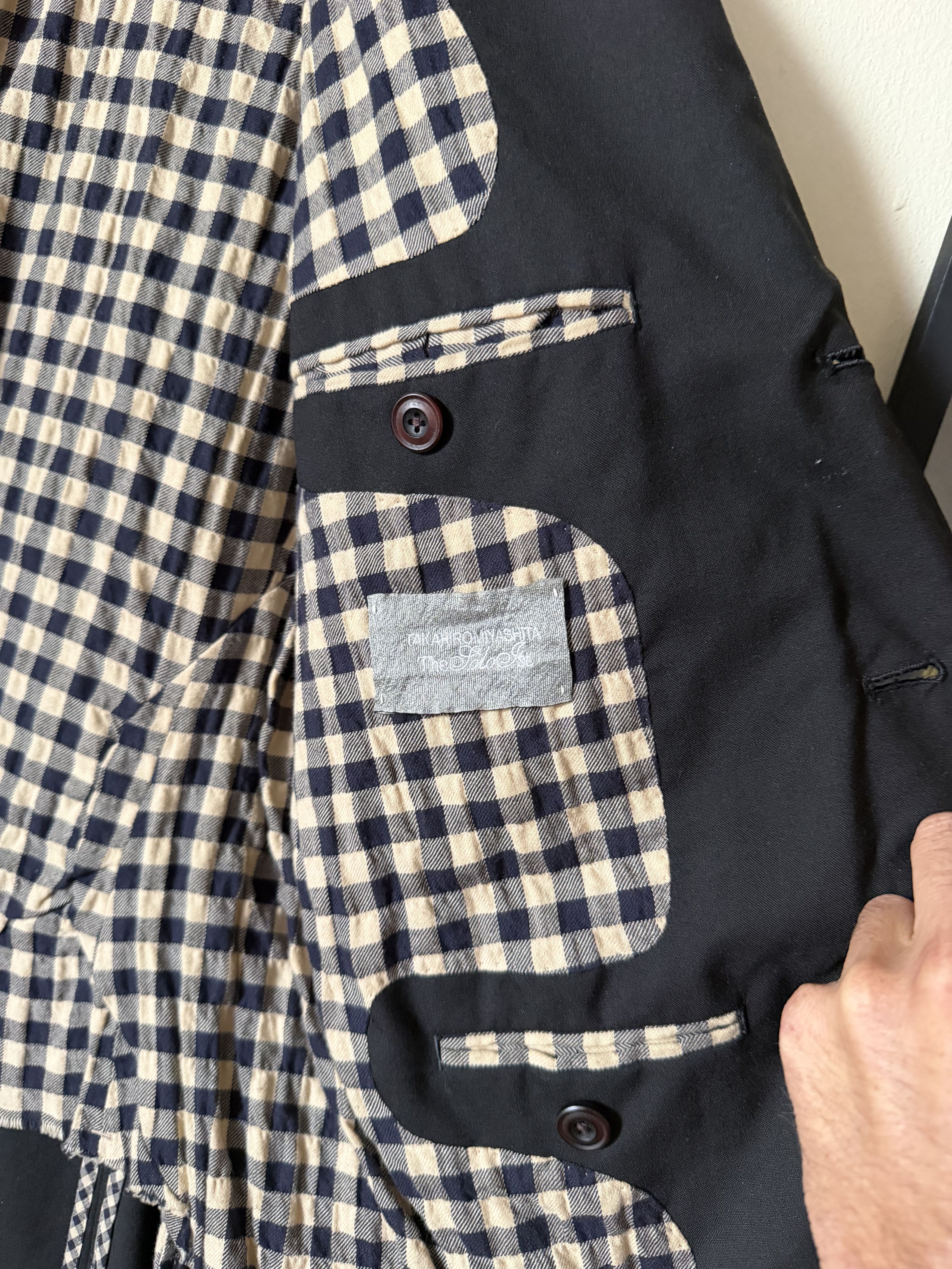 Takahiromiyashita The Soloist. Black/plaid lined suit (blazer and pants) Size 34S - 3 Thumbnail