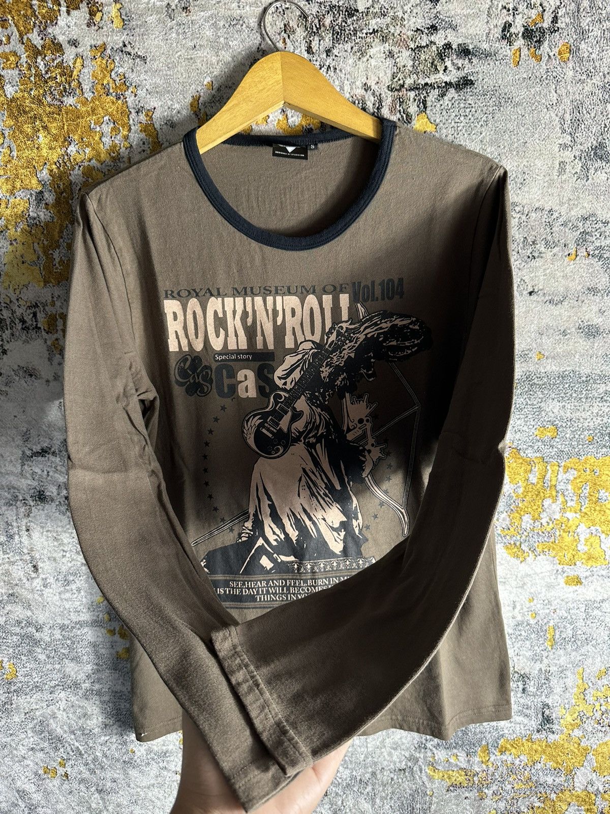 Beauty Beast STUDIO 696 ROCK N ROLL POEM LONG SLEEVE PUNK NOT DEAD STYLE Size US M / EU 48-50 / 2 - 4 Thumbnail