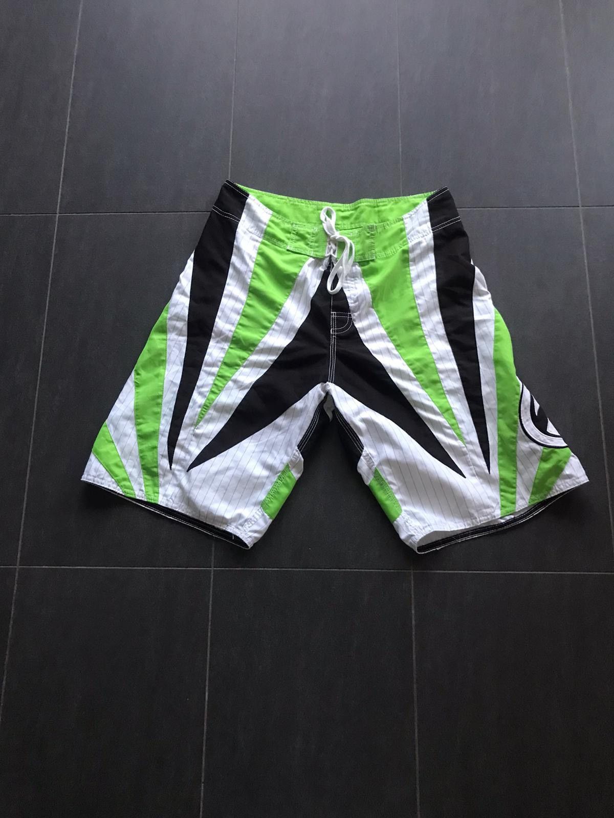 Billabong Billabong Andy Irons Boardshorts Size US 34 / EU 50 - 1 Thumbnail