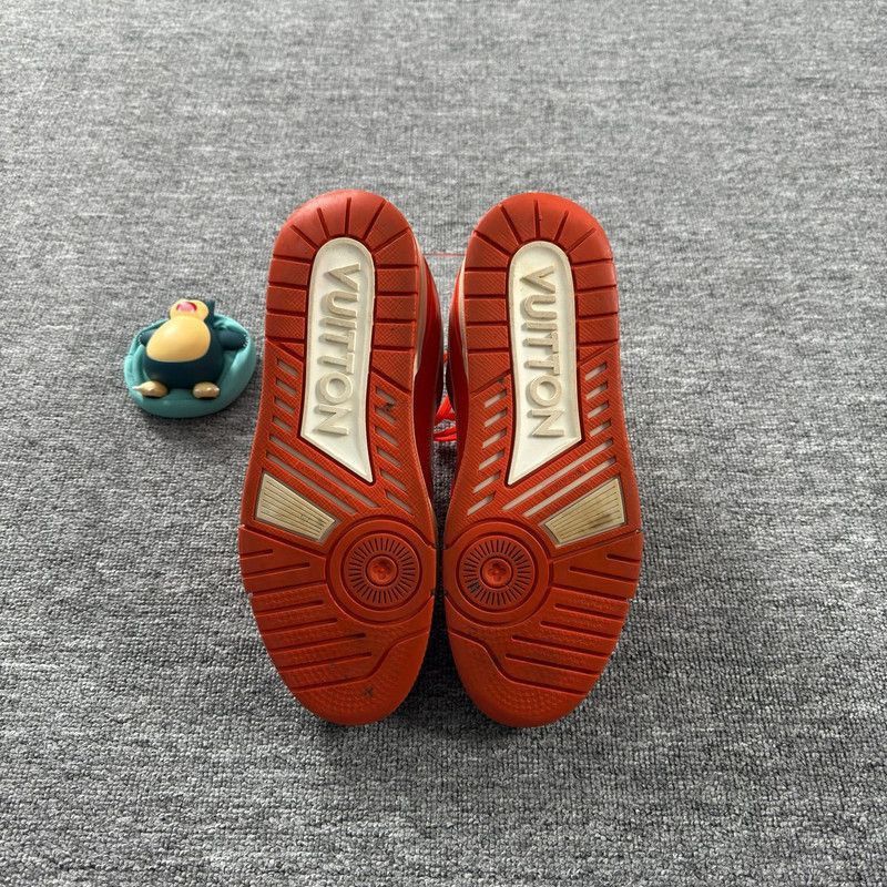 Louis Vuitton Louis Vuitton Trainer Low-Top Sneakers in Peach Pink - Size US 7.5 / EU 40-41 - 4 Thumbnail