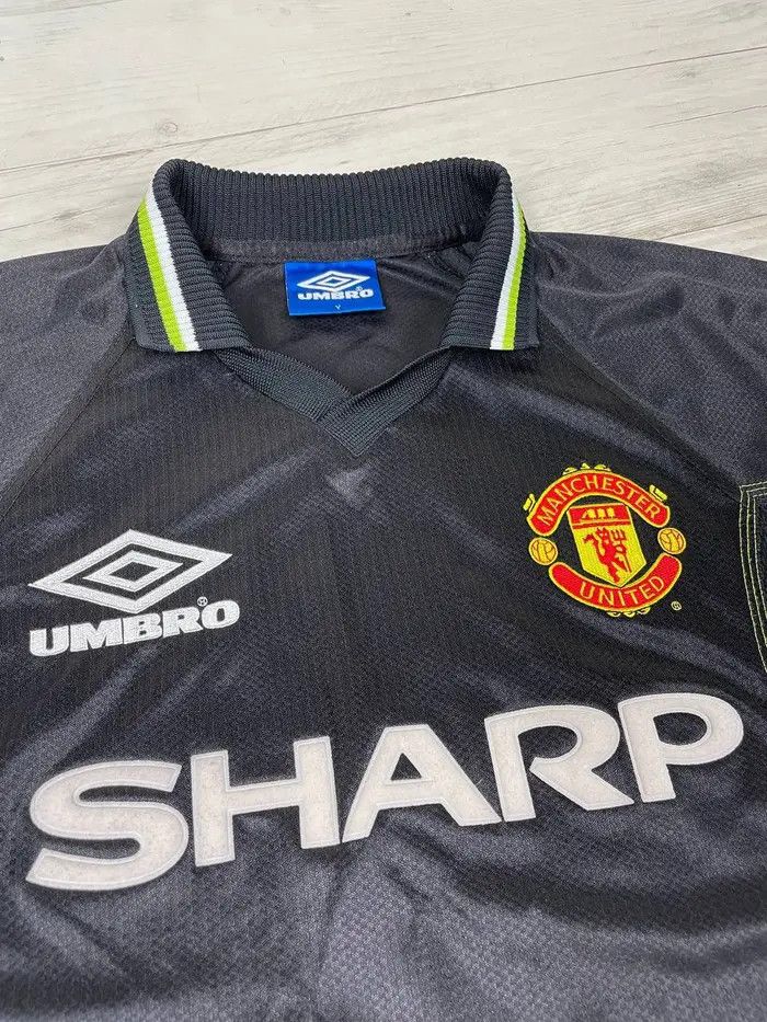 Umbro Vintage Manchester United 1998 1999 Cole #9 Third Shirt Size US S / EU 44-46 / 1 - 6 Thumbnail