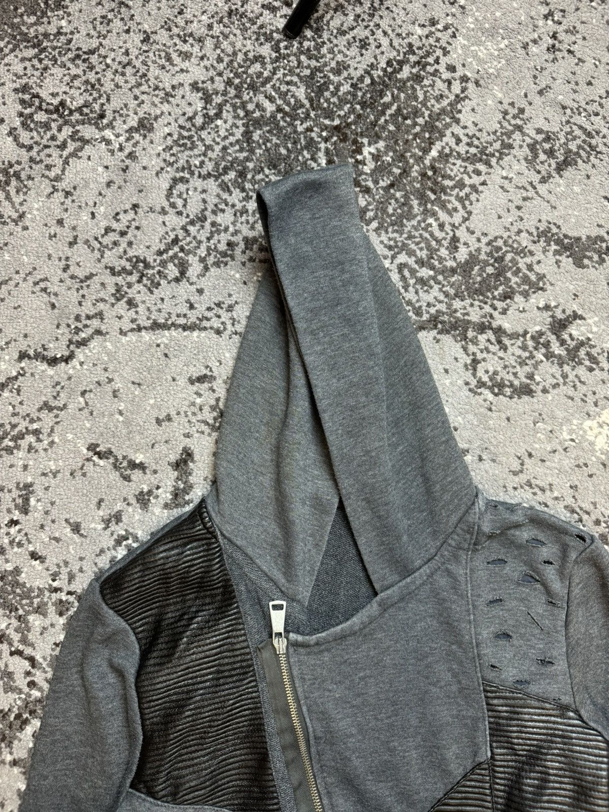 Japanese Brand × Vintage Vintage Y2K Distressed Assemetrical Owens Style Opium Hoodie Size US M / EU 48-50 / 2 - 5 Thumbnail