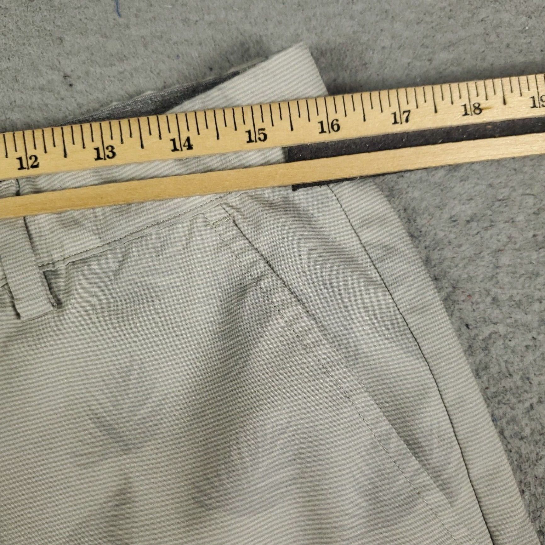 Vintage Greg Norman Shorts Mens Size 34 Gray Golf Casual Flat Front Chino Size US 34 / EU 50 - 4 Thumbnail