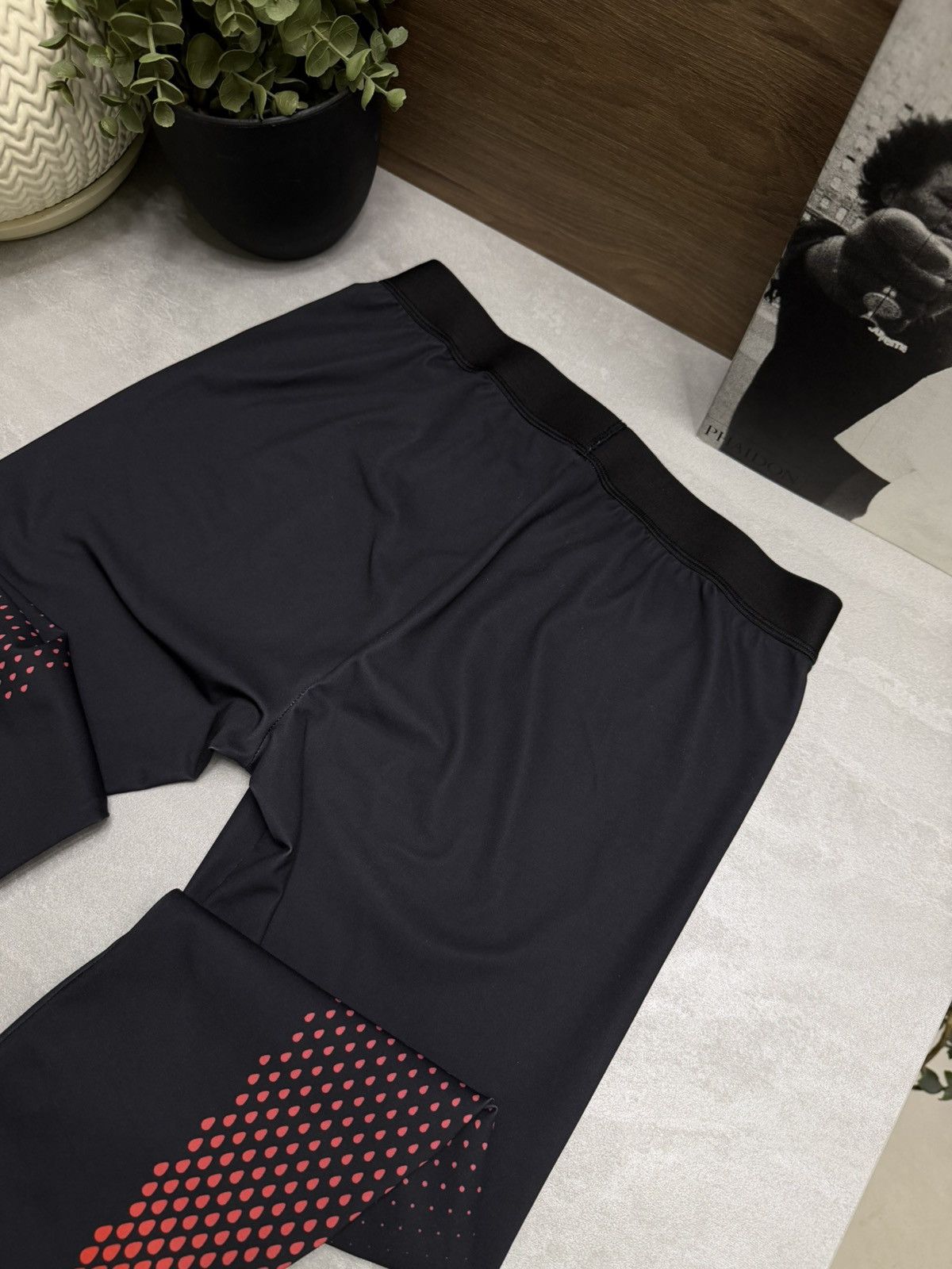 Givenchy Givenchy Black Paris Sport Leggings size 40(s-m) Size 27" / US 4 / IT 40 - 11 Thumbnail