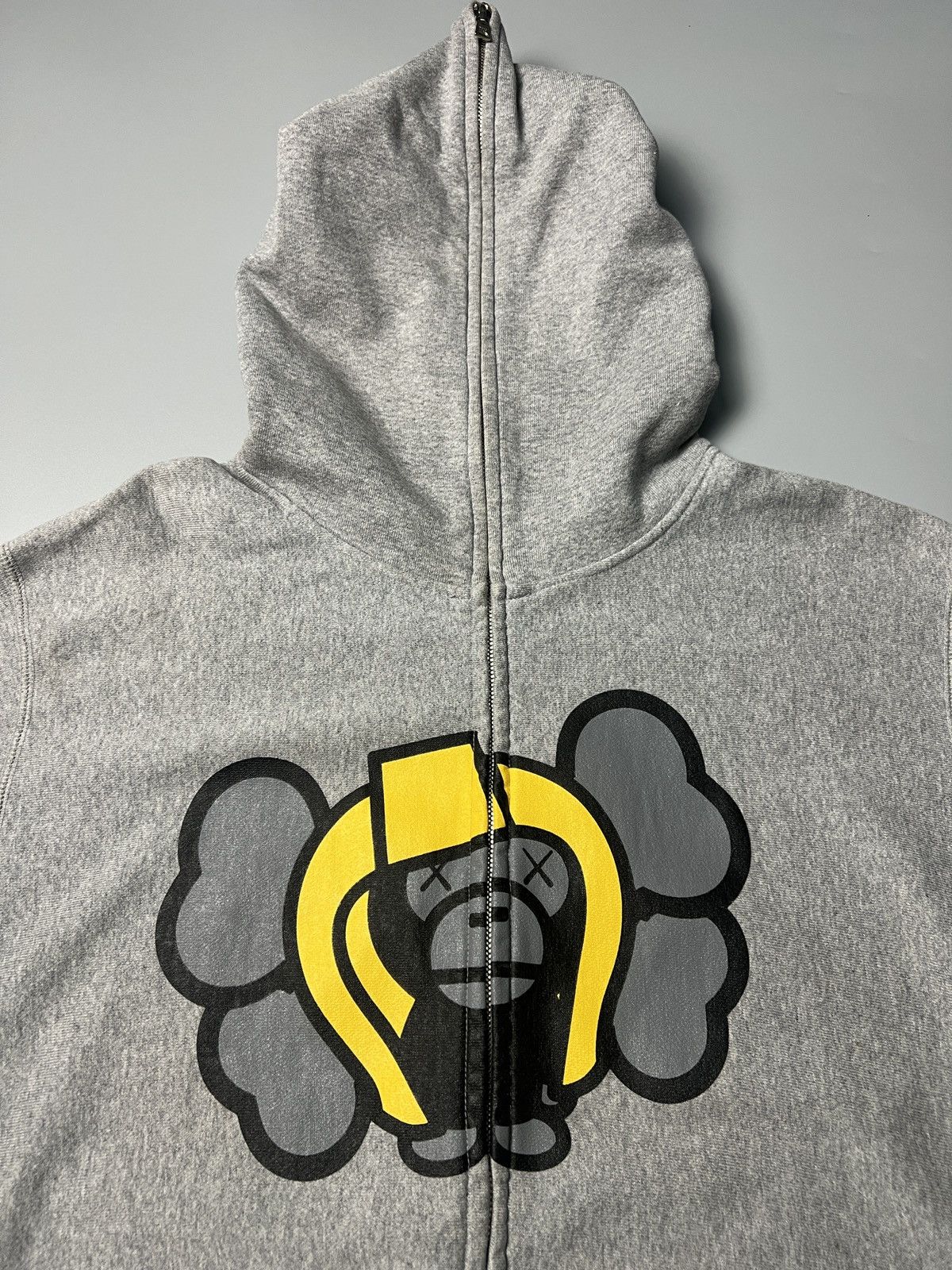 Bape × Kaws Vintage 00’s Baby Milo Kaws Fullzipper Hoodie Size US M / EU 48-50 / 2 - 7 Thumbnail
