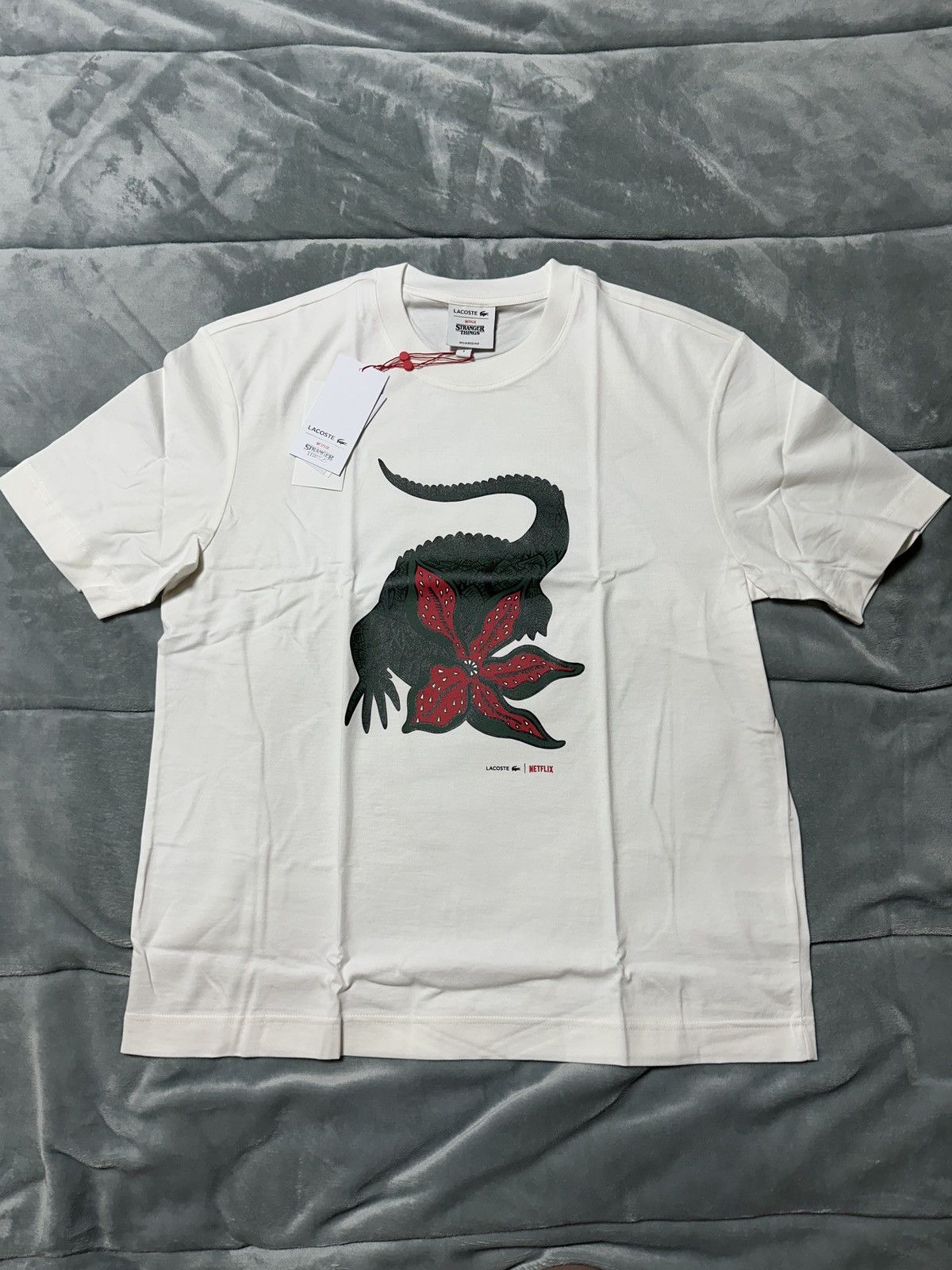 NWT LACOSTE x STRANGER THINGS NETFLIX TSHIRT SIZE XL 6FR