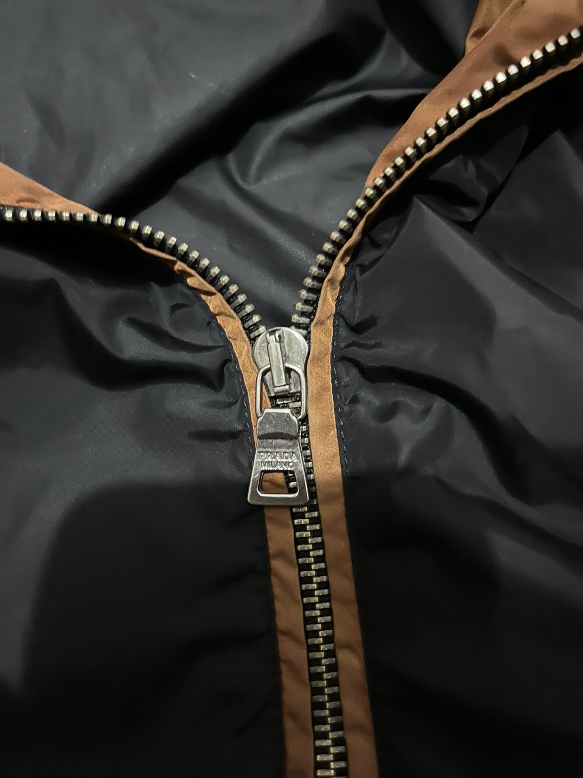 Prada Prada vintage nylon jacket Size US S / EU 44-46 / 1 - 4 Thumbnail