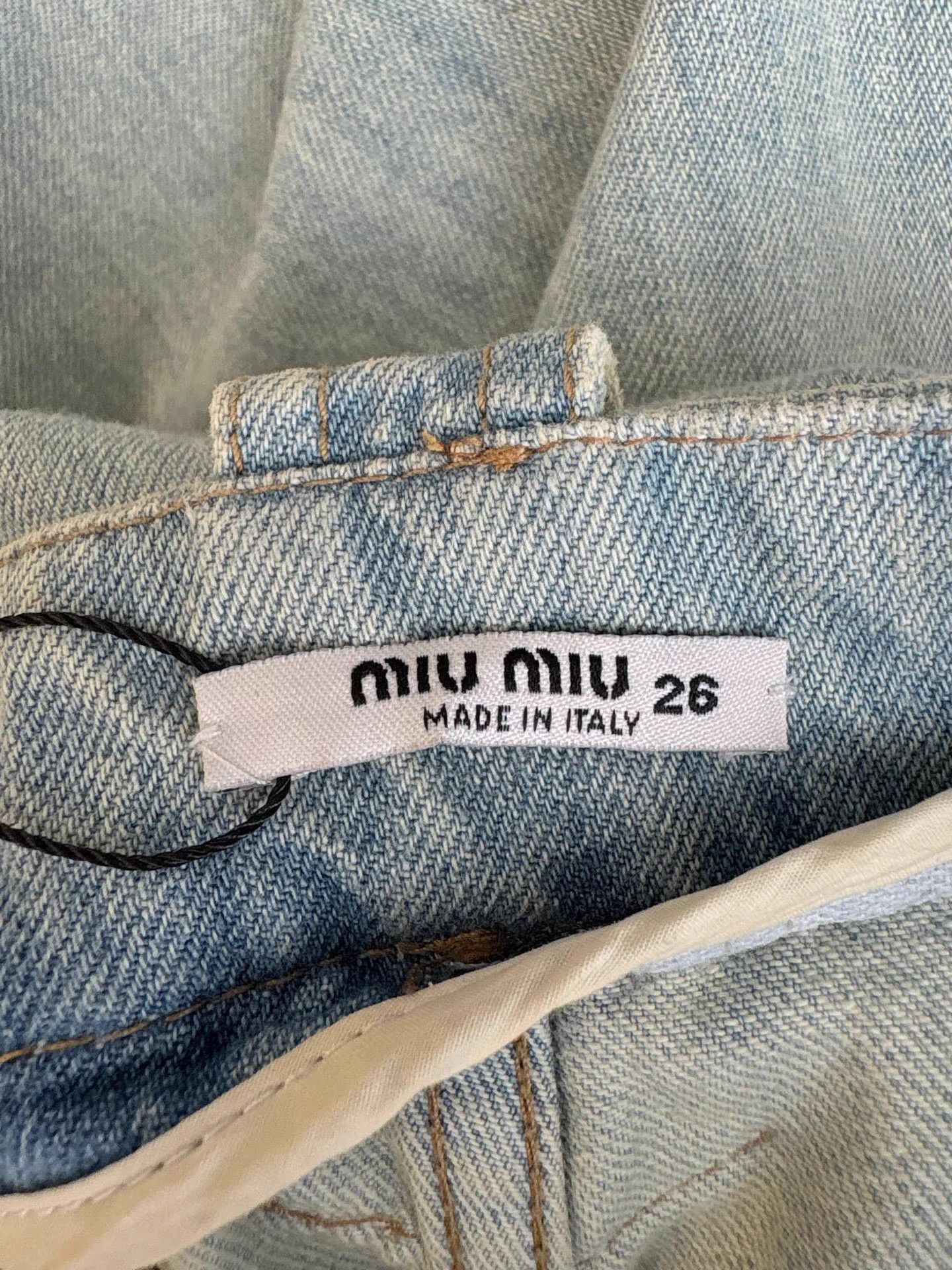 Miu Miu MIUMIU Back Leather Tag Wide-Leg Jeans K1 Size 26" / US 2 / IT 38 - 4 Thumbnail