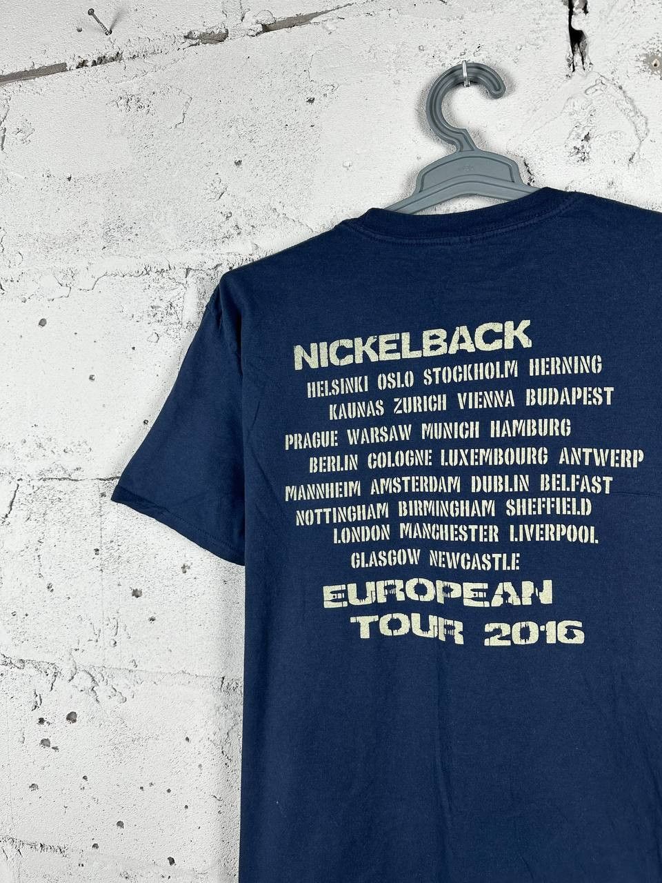 Band Tees Nickelback Live Concert Logo t shirt merch tour Size US L / EU 52-54 / 3 - 7 Thumbnail