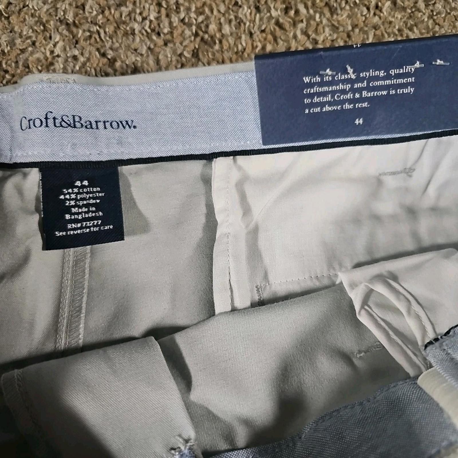 Croft & Barrow Croft & Barrow Comfort 050 High Rise Sz 44 Shorts Size 42" / US 20 - 2 Thumbnail