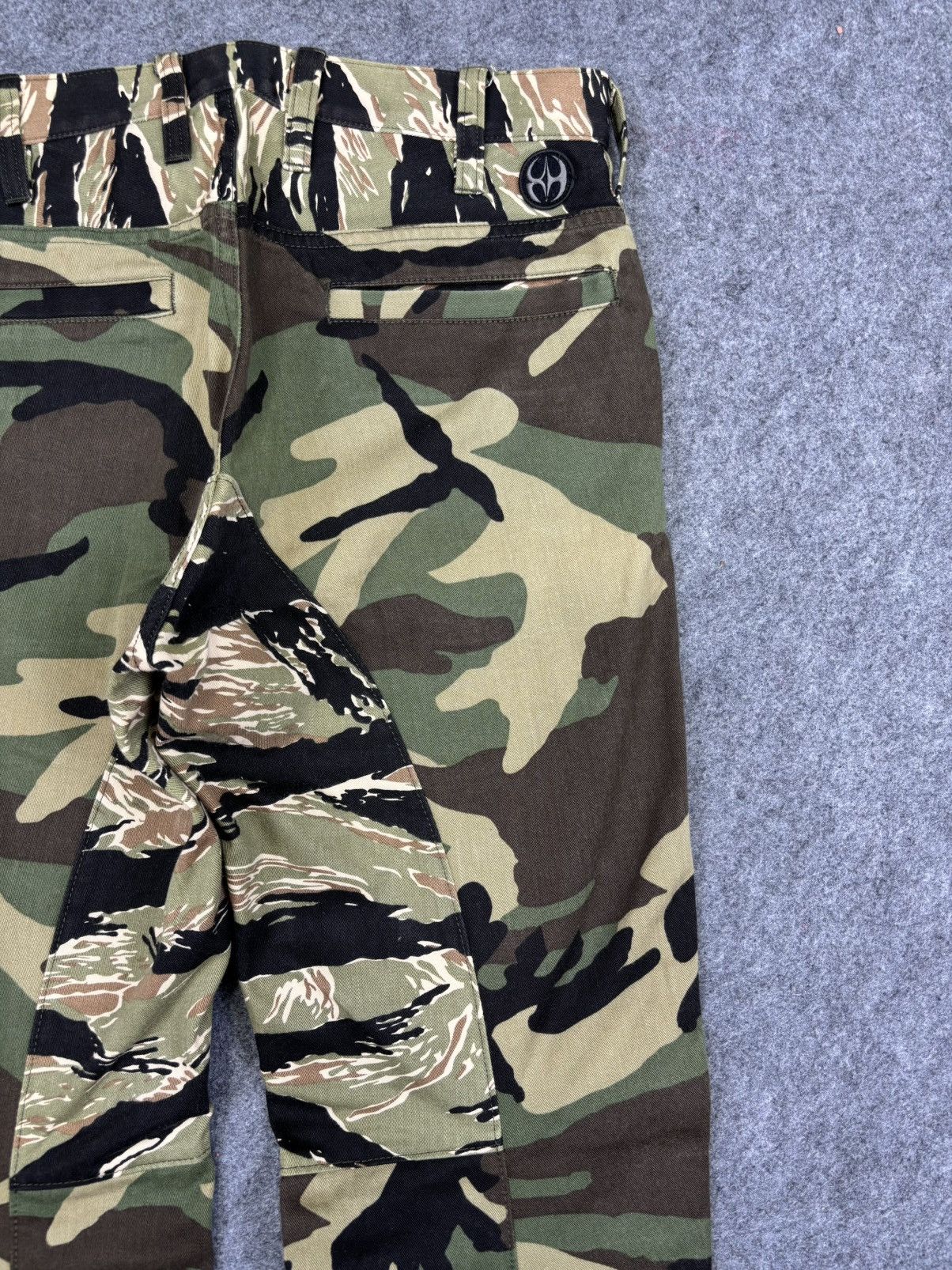 Yohji Yamamoto Yohji Yamamoto TigerStripe Woodland Patchwork Pant F709 Size US 30 / EU 46 - 12 Thumbnail