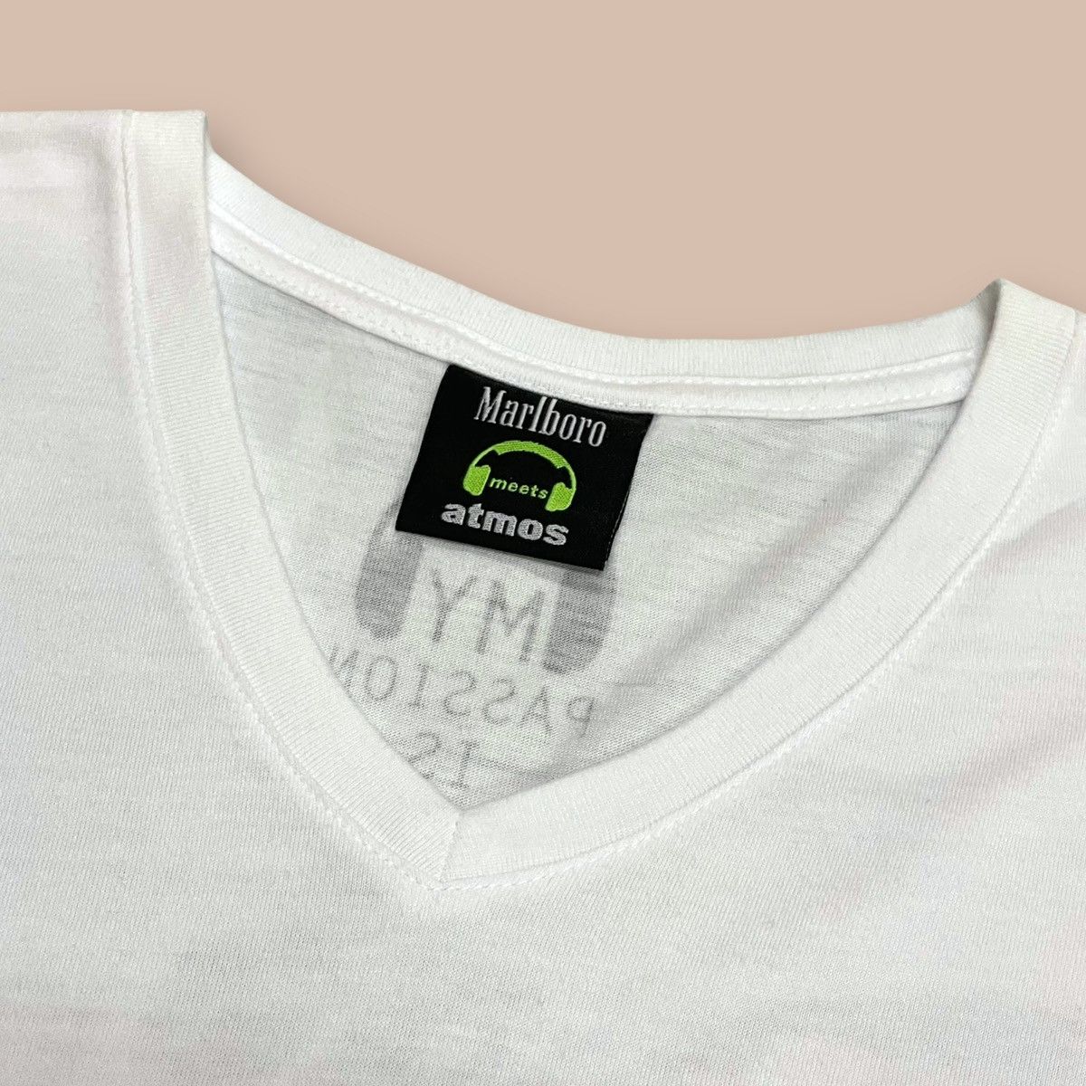 atmos Atmos X Marlboro Spell Out Big Logo Pocket V Collar Tee Size US M / EU 48-50 / 2 - 8 Thumbnail