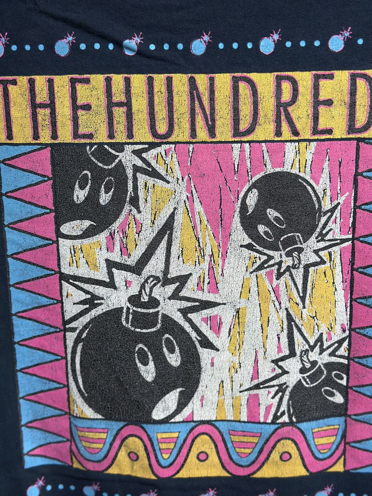 The Hundreds × Vintage Vintage The Hundreds Is Huge Faded Tee Size US L / EU 52-54 / 3 - 7 Thumbnail