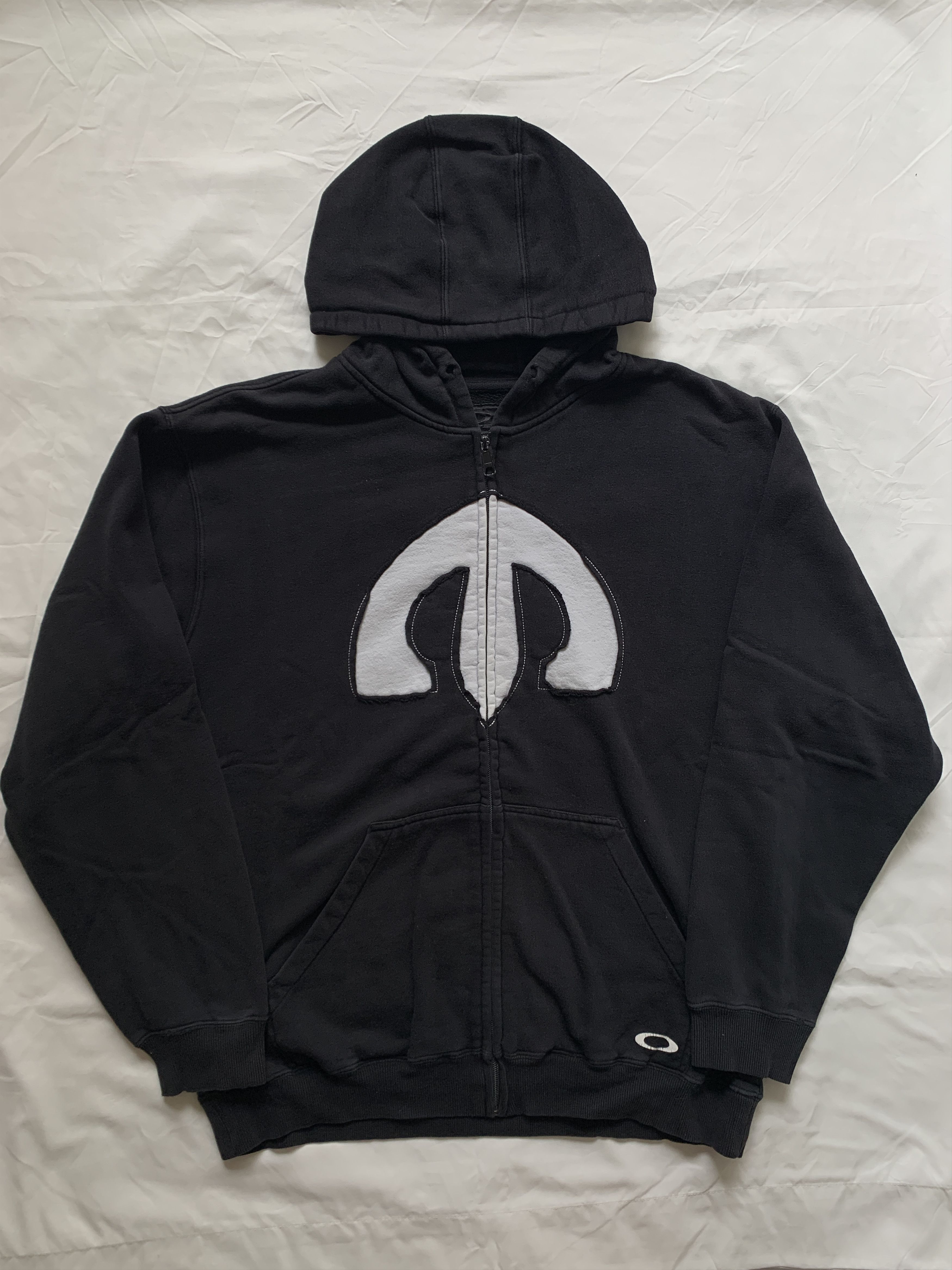 00s OAKLEY ジップパーカー archive Always似 00s OAKLEY ジップパーカー archive Always似 - メルカリ