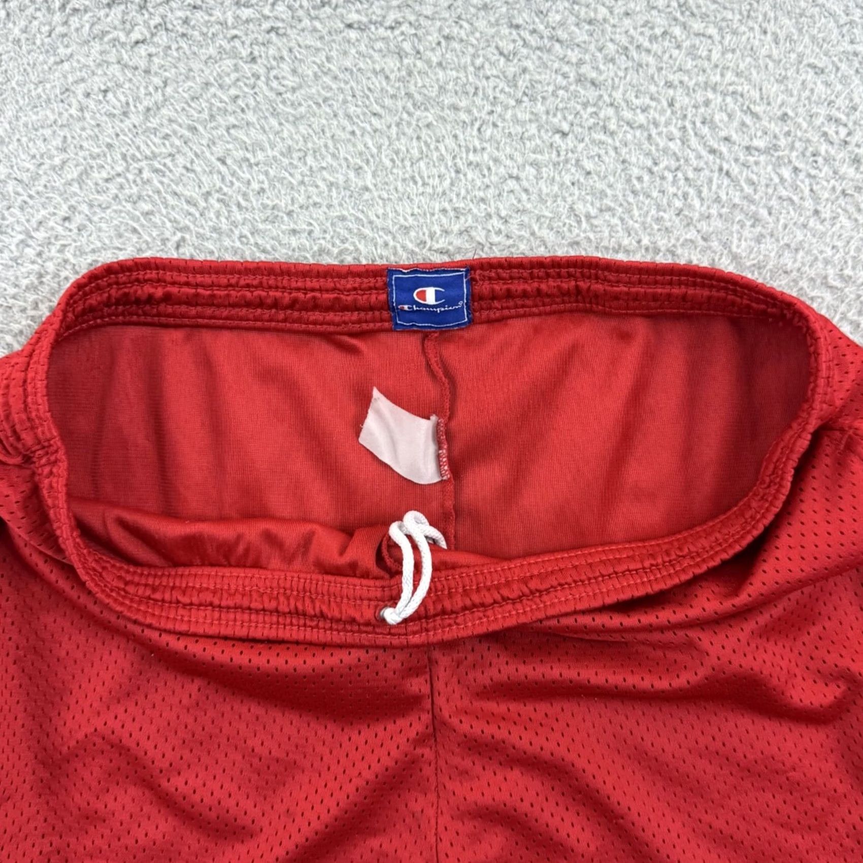 Champion Vintage Champion Shorts Men Large Red 90s Drawstring Sport Stretch Active Gym 8 Size US 33 - 5 Thumbnail