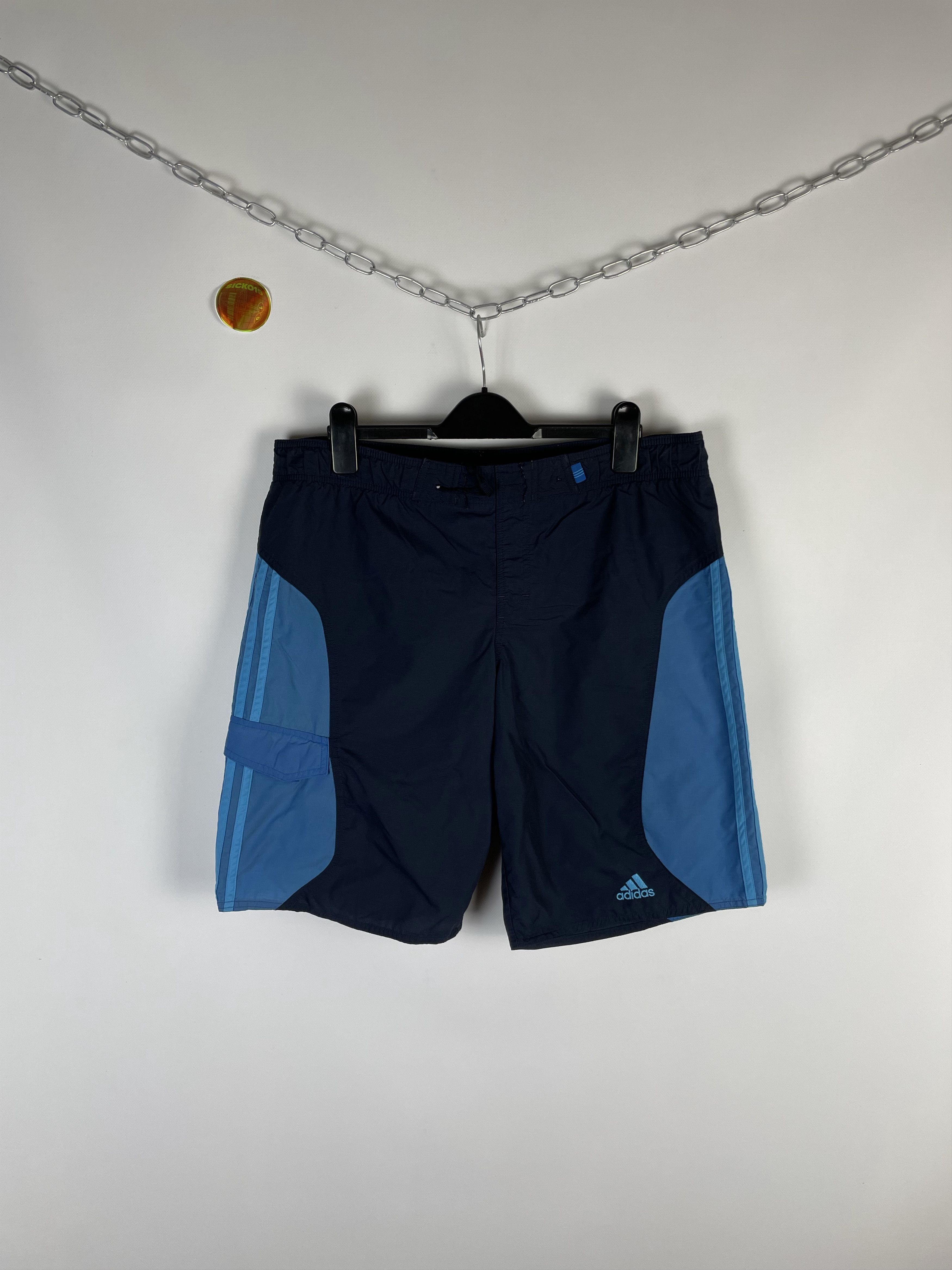 Adidas Vintage Adidas Shorts Y2k Size US 32 / EU 48 - 1 Thumbnail