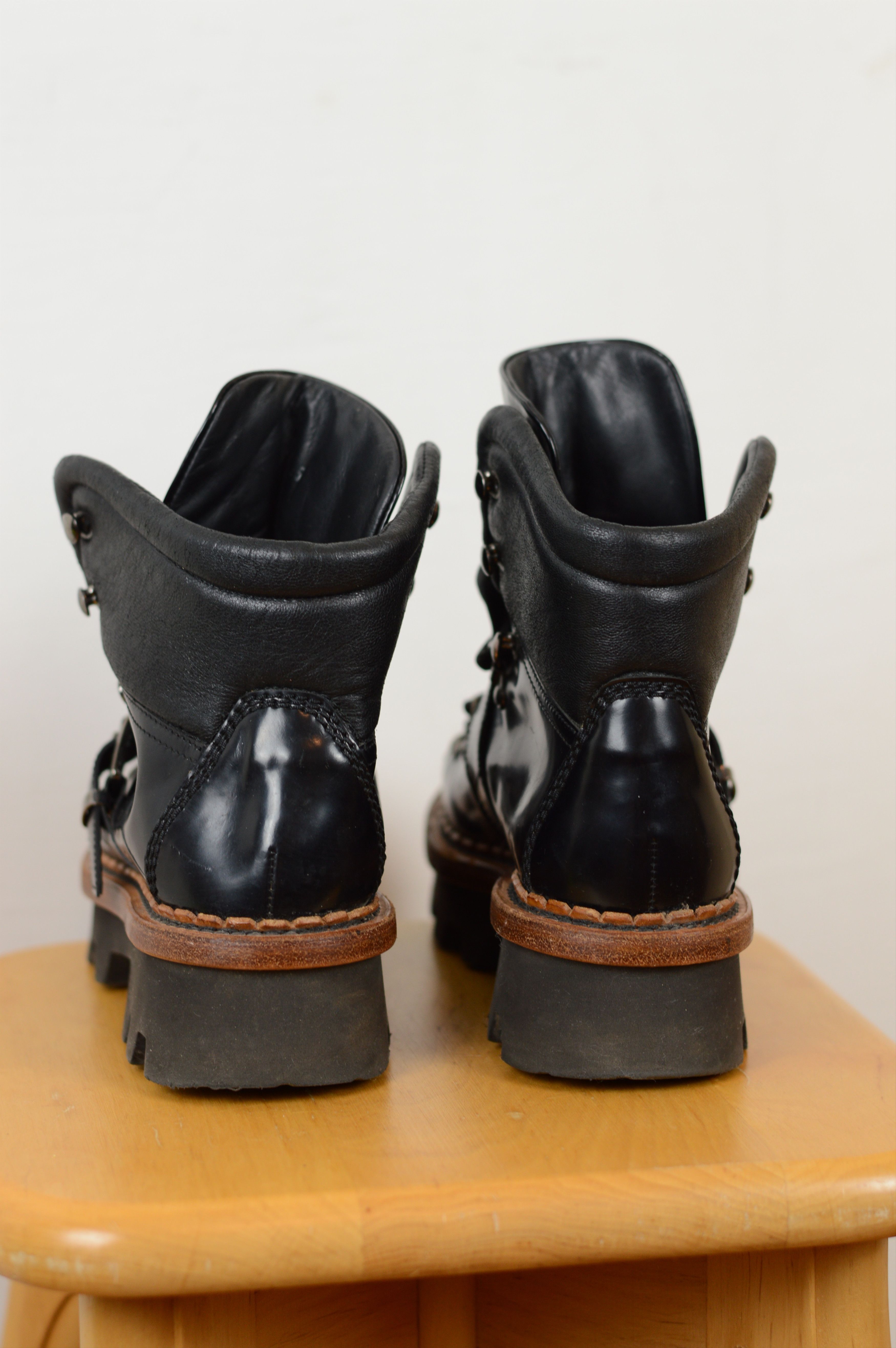 Moncler × Moncler Grenoble Moncler Grenoble Hiking Boots Patent Leather Size US 5 / IT 35 - 8 Thumbnail