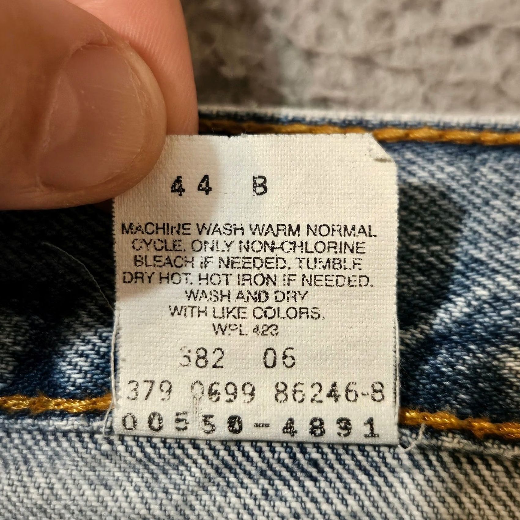 Levi's Vintage Levi's 550 Jeans Blue Denim Relaxed Fit 90s Made In USA 34x30 Size US 34 / EU 50 - 5 Thumbnail