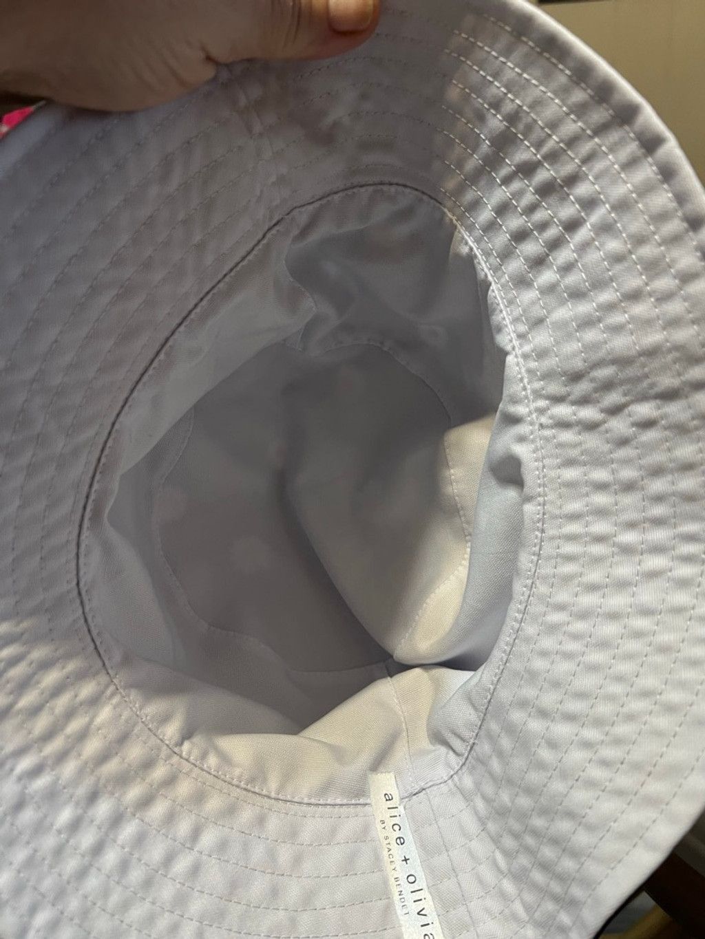 Alice + Olivia Women's Alice + Olivia Reversible Bucket Hat White Daisy Size ONE SIZE - 7 Thumbnail