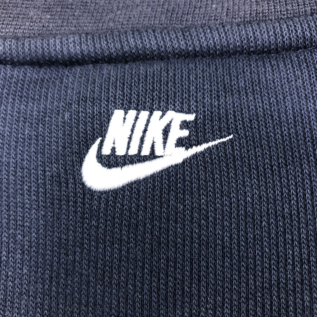 Nike Rare Nike 90s Style Colorblock Athletic Crew Size US L / EU 52-54 / 3 - 13 Thumbnail